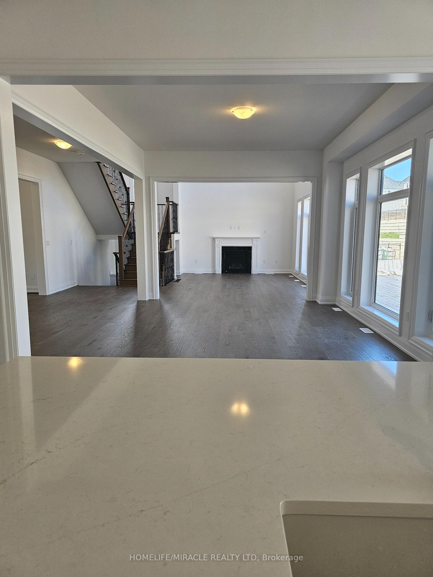Photo 24 of 30 Pearsall Place, Oro-Medonte, Rural Oro-Medonte — HOMEH