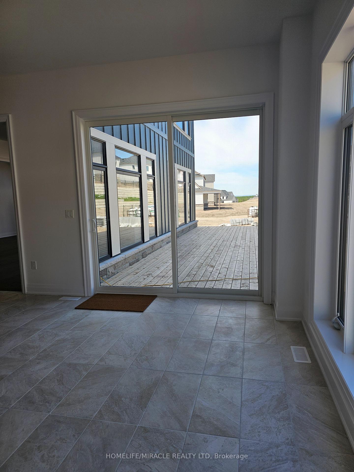 Photo 38 of 30 Pearsall Place, Oro-Medonte, Rural Oro-Medonte — HOMEH