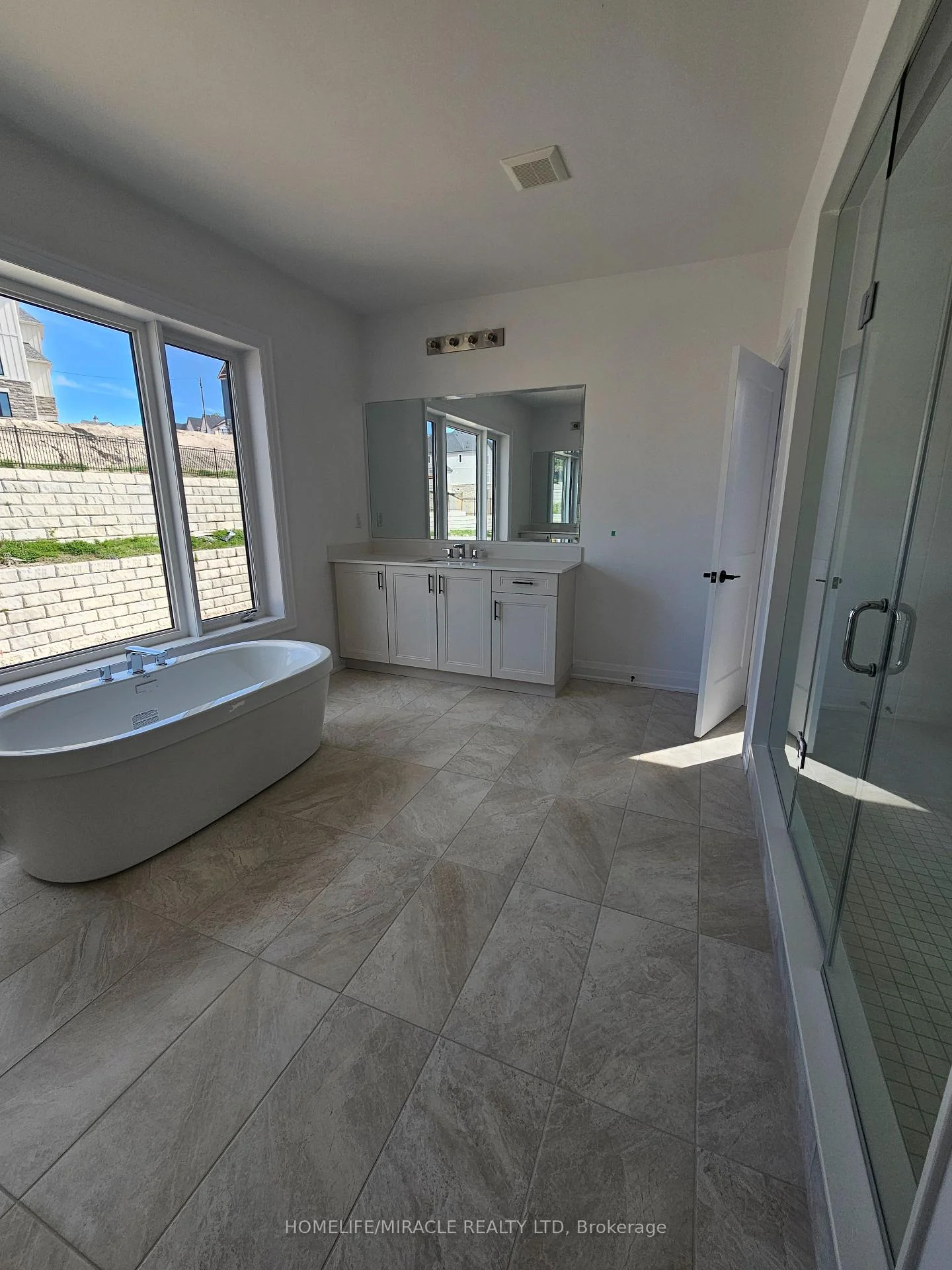 Photo 54 of 30 Pearsall Place, Oro-Medonte, Rural Oro-Medonte — HOMEH