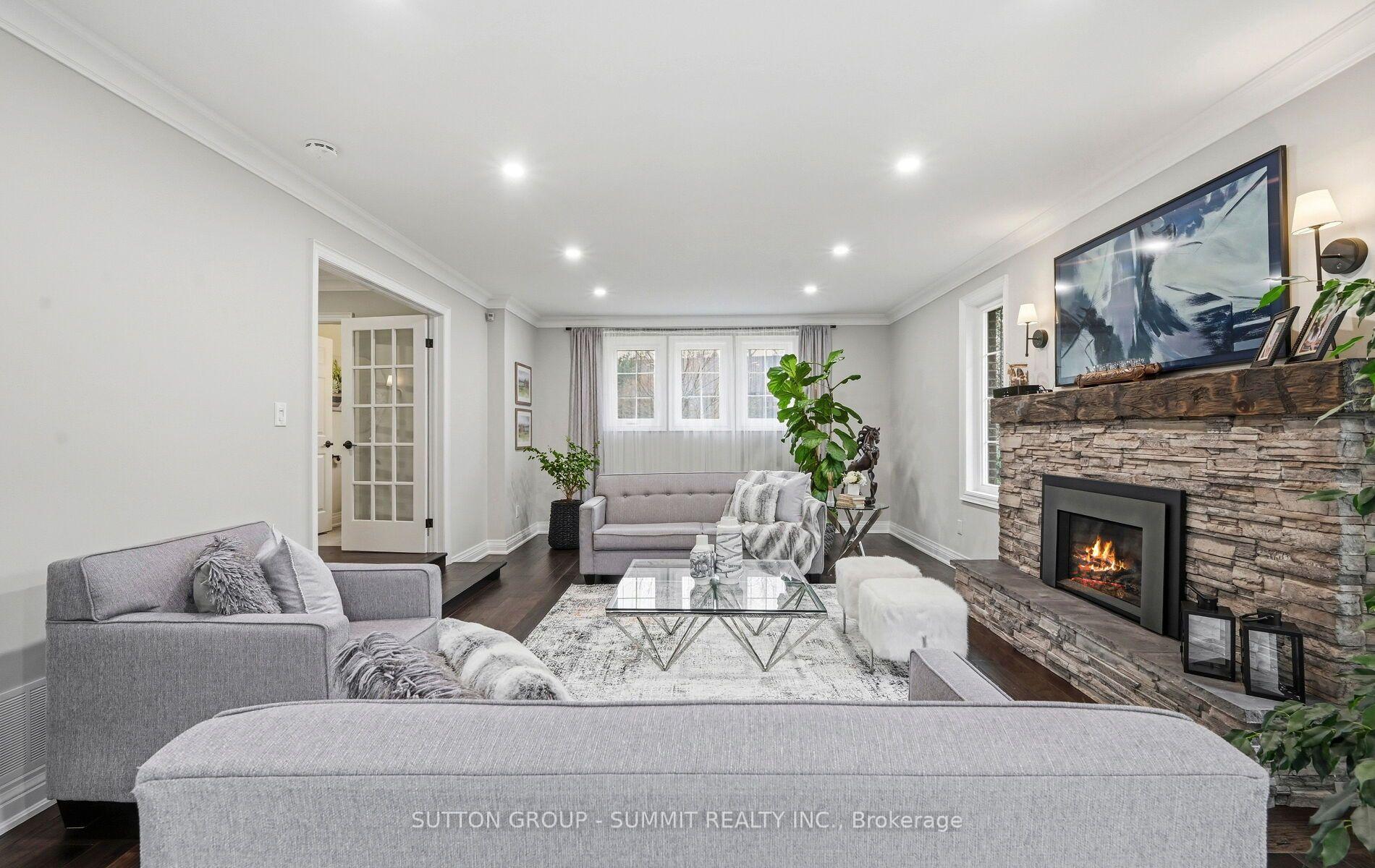 Photo 8 of 1095 Geran Crescent, Mississauga, Sheridan — HOMEH