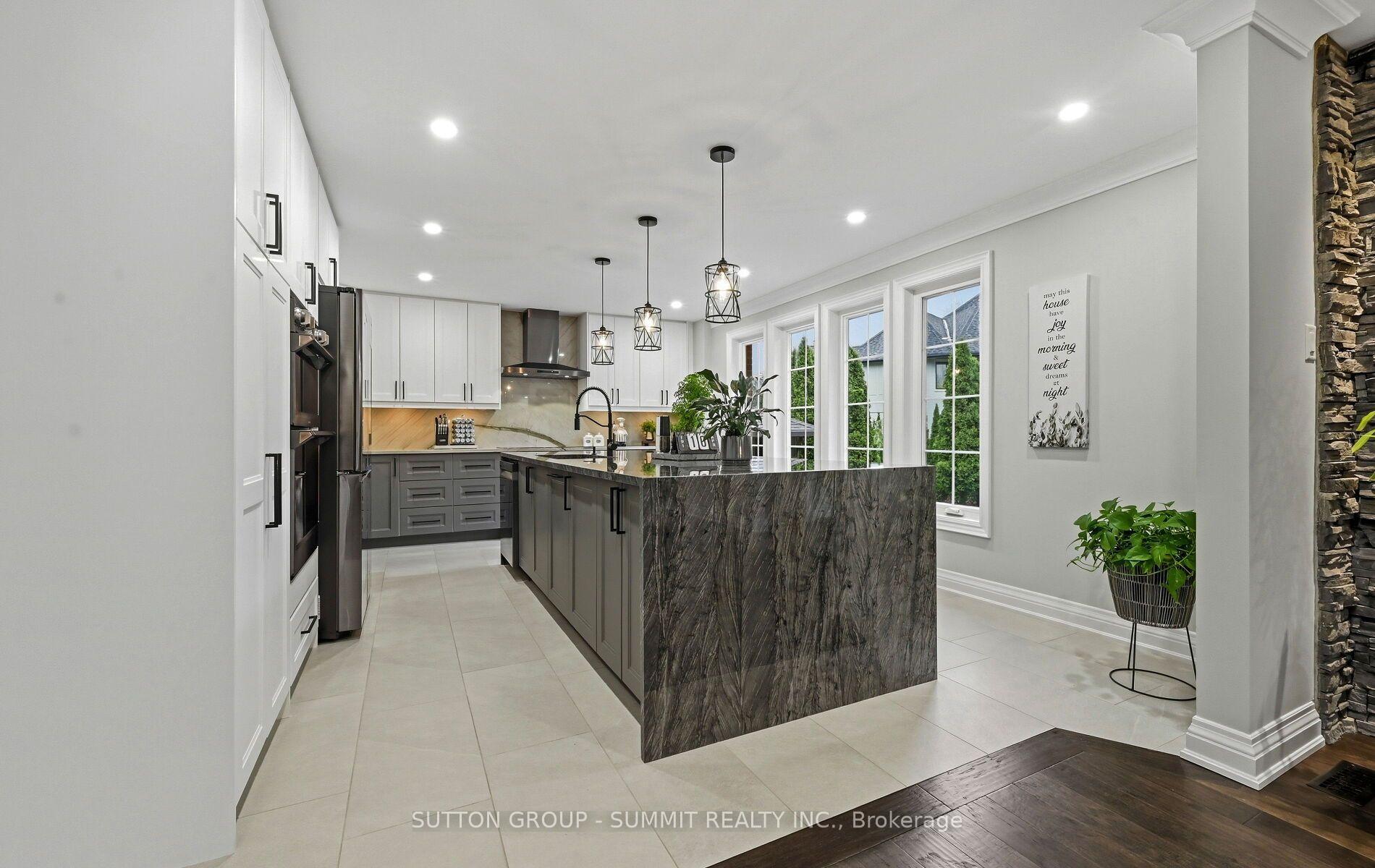Photo 10 of 1095 Geran Crescent, Mississauga, Sheridan — HOMEH