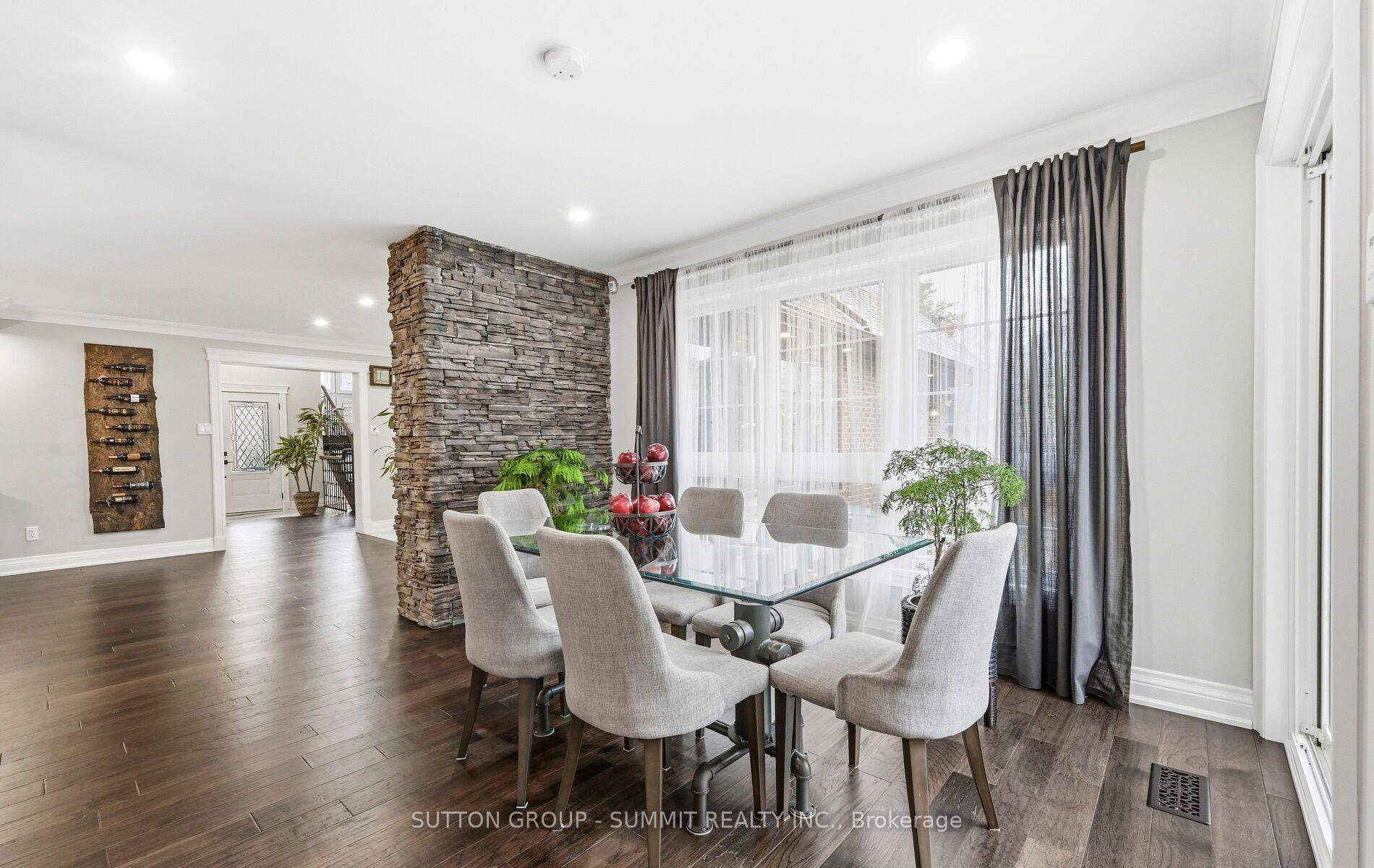 Photo 14 of 1095 Geran Crescent, Mississauga, Sheridan — HOMEH