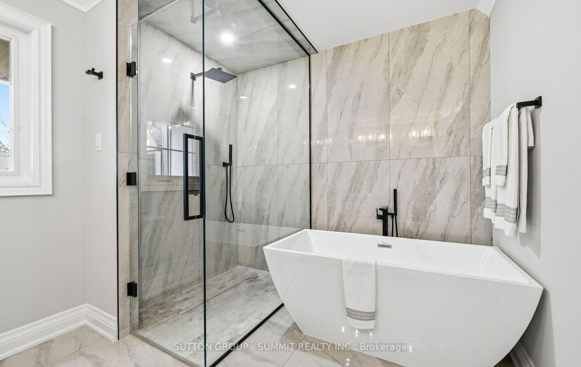 Photo 28 of 1095 Geran Crescent, Mississauga, Sheridan — HOMEH