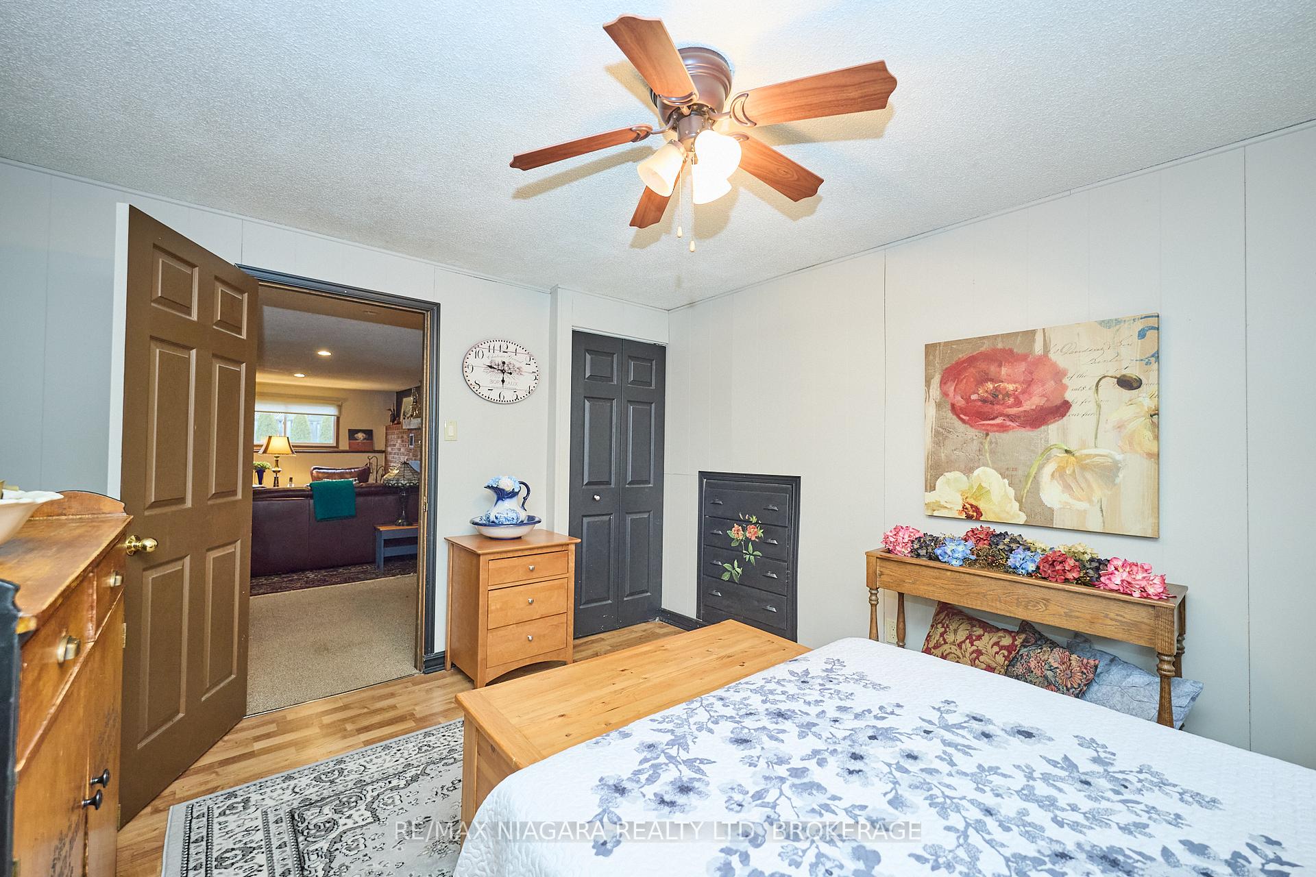 Photo 28 of 698 Buffalo Road, Fort Erie, Crescent Park — HOMEH