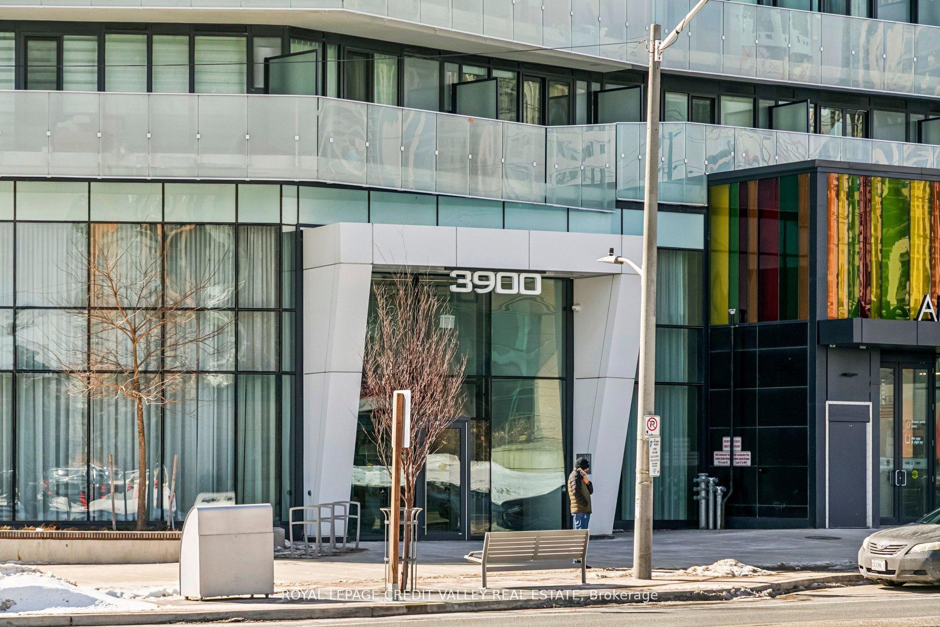 Photo 2 of Unit 1413, 3900 Confederation Parkway, Mississauga, City Centre — HOMEH