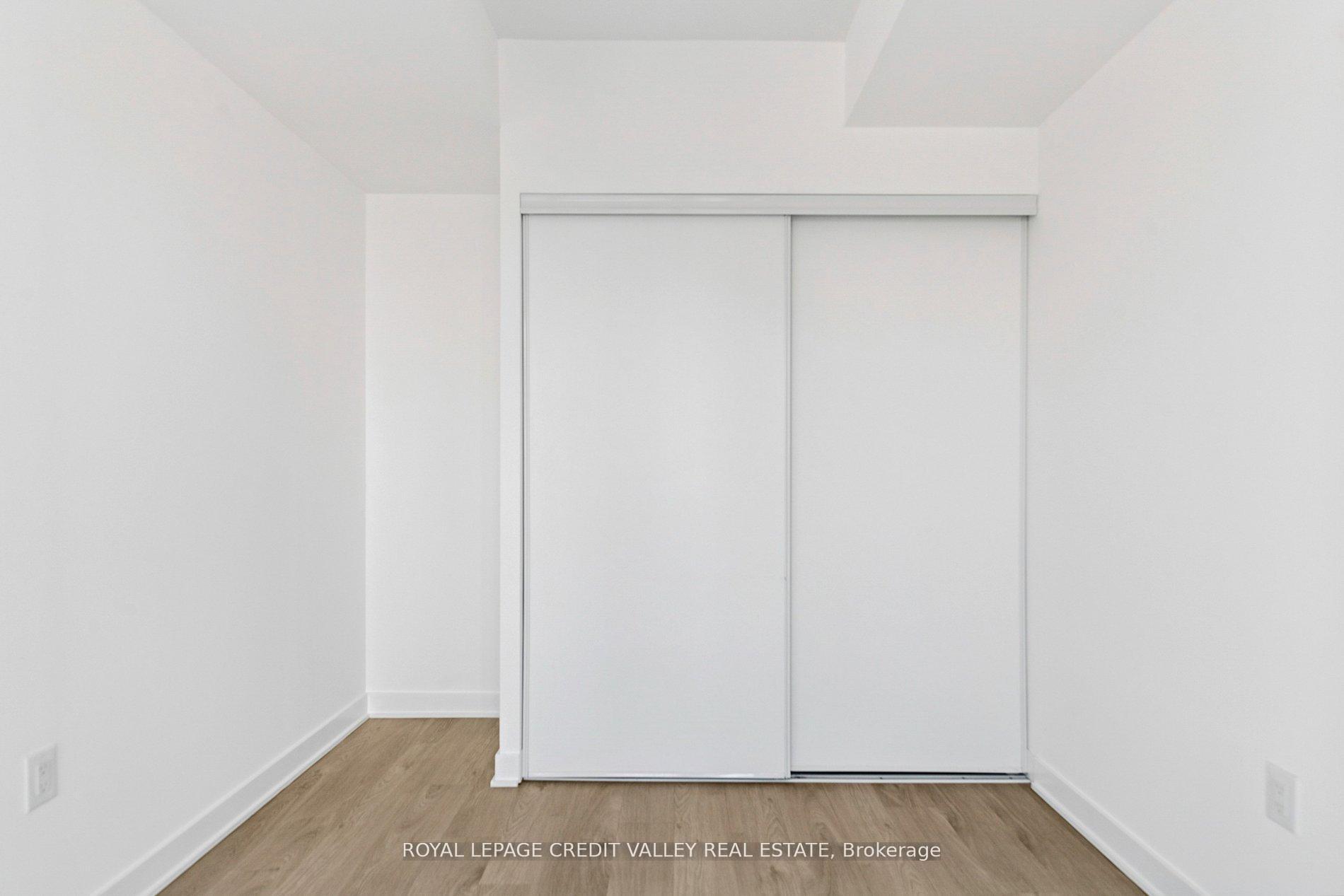 Photo 22 of Unit 1413, 3900 Confederation Parkway, Mississauga, City Centre — HOMEH
