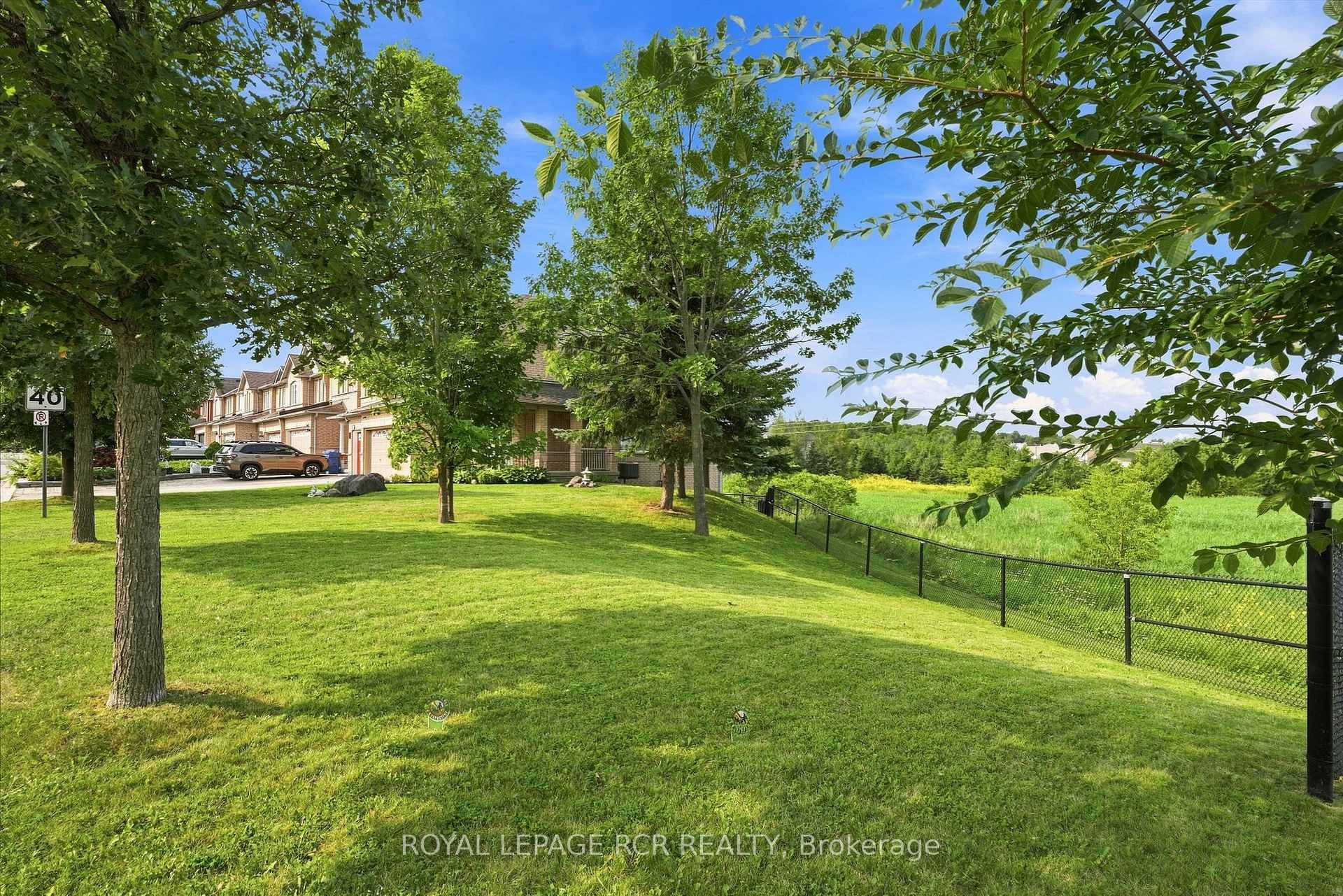 Photo 30 of 70 Millcliff Circle, Aurora, Aurora Grove — HOMEH