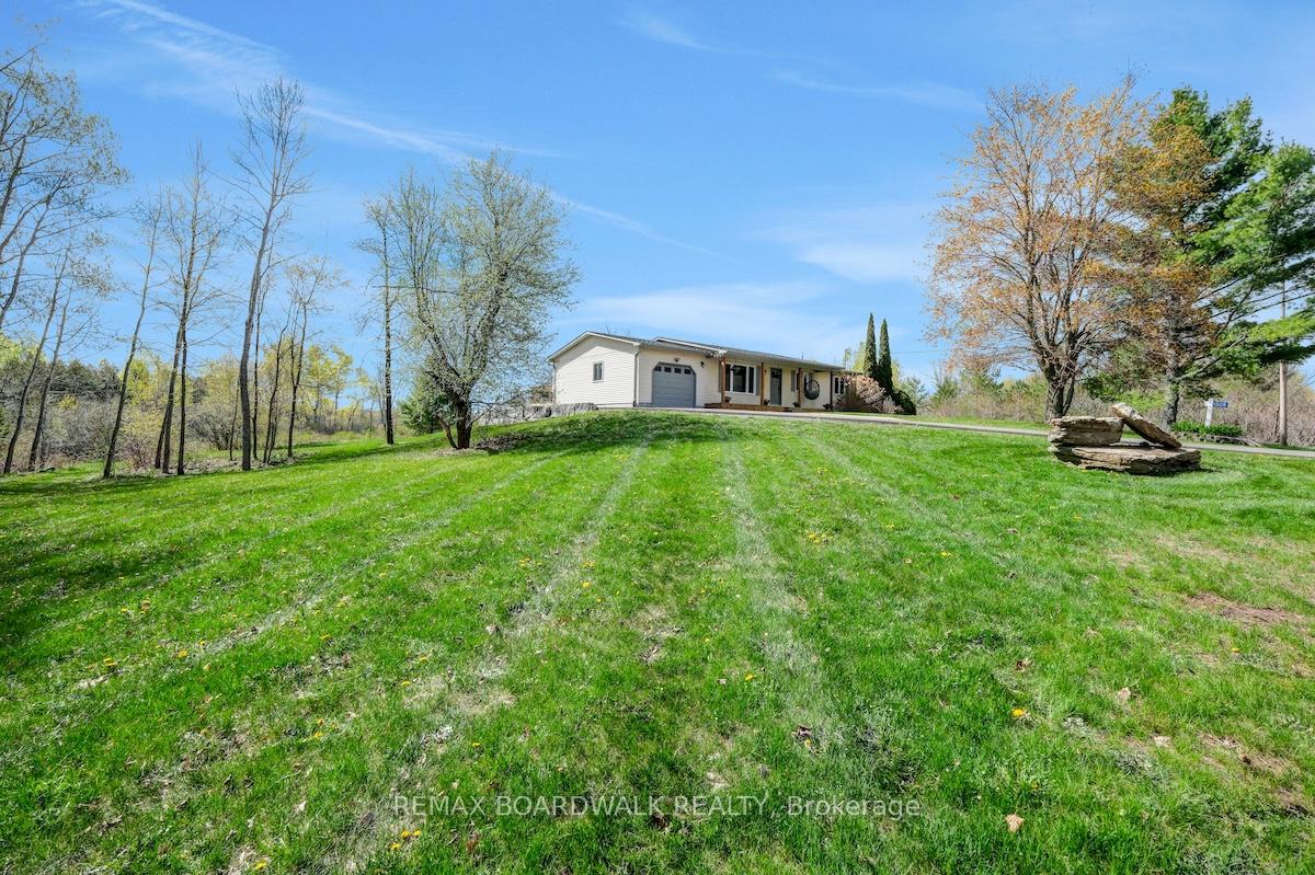 Photo 4 of 1505 7th Line, Beckwith, Beckwith Twp — HOMEH