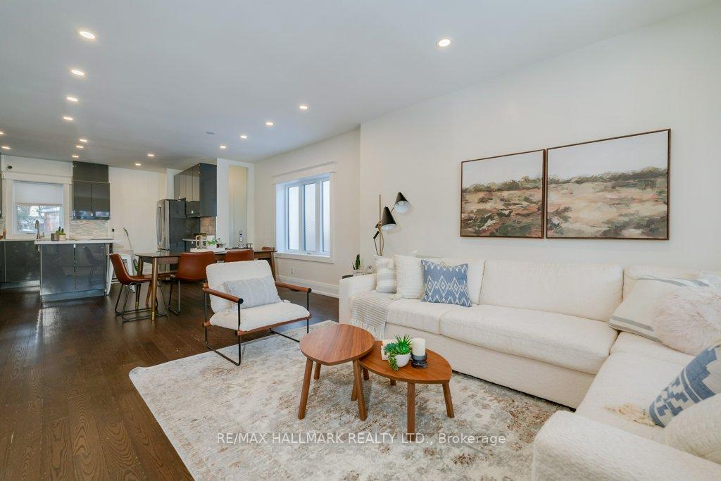 Photo 4 of 338 Kenilworth Avenue, Toronto, The Beaches — HOMEH