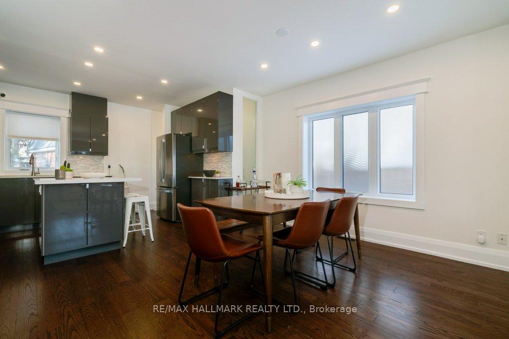 Photo 5 of 338 Kenilworth Avenue, Toronto, The Beaches — HOMEH