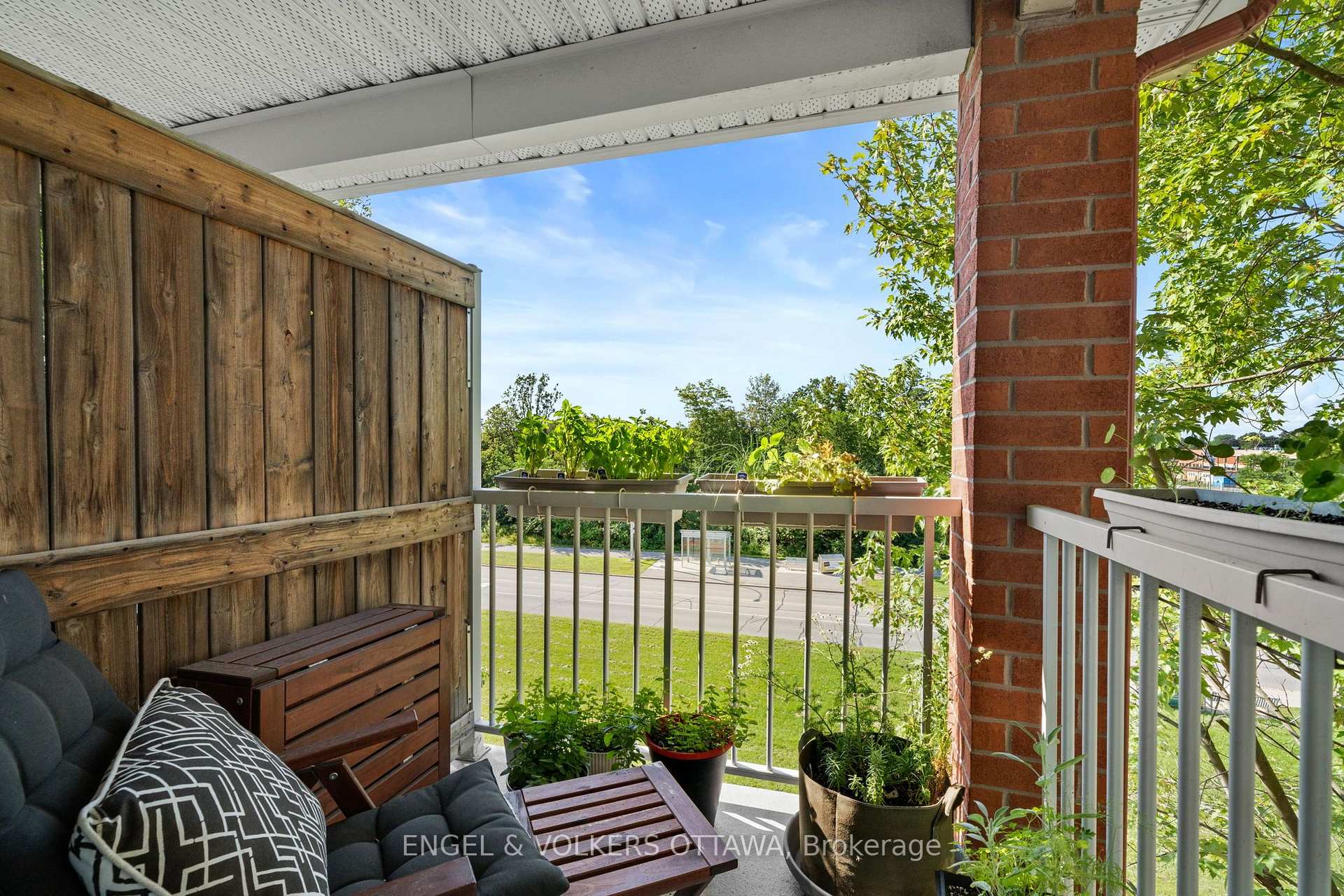 Photo 32 of Unit 163, 70 Edenvale Drive, Ottawa, Kanata - Beaverbrook — HOMEH