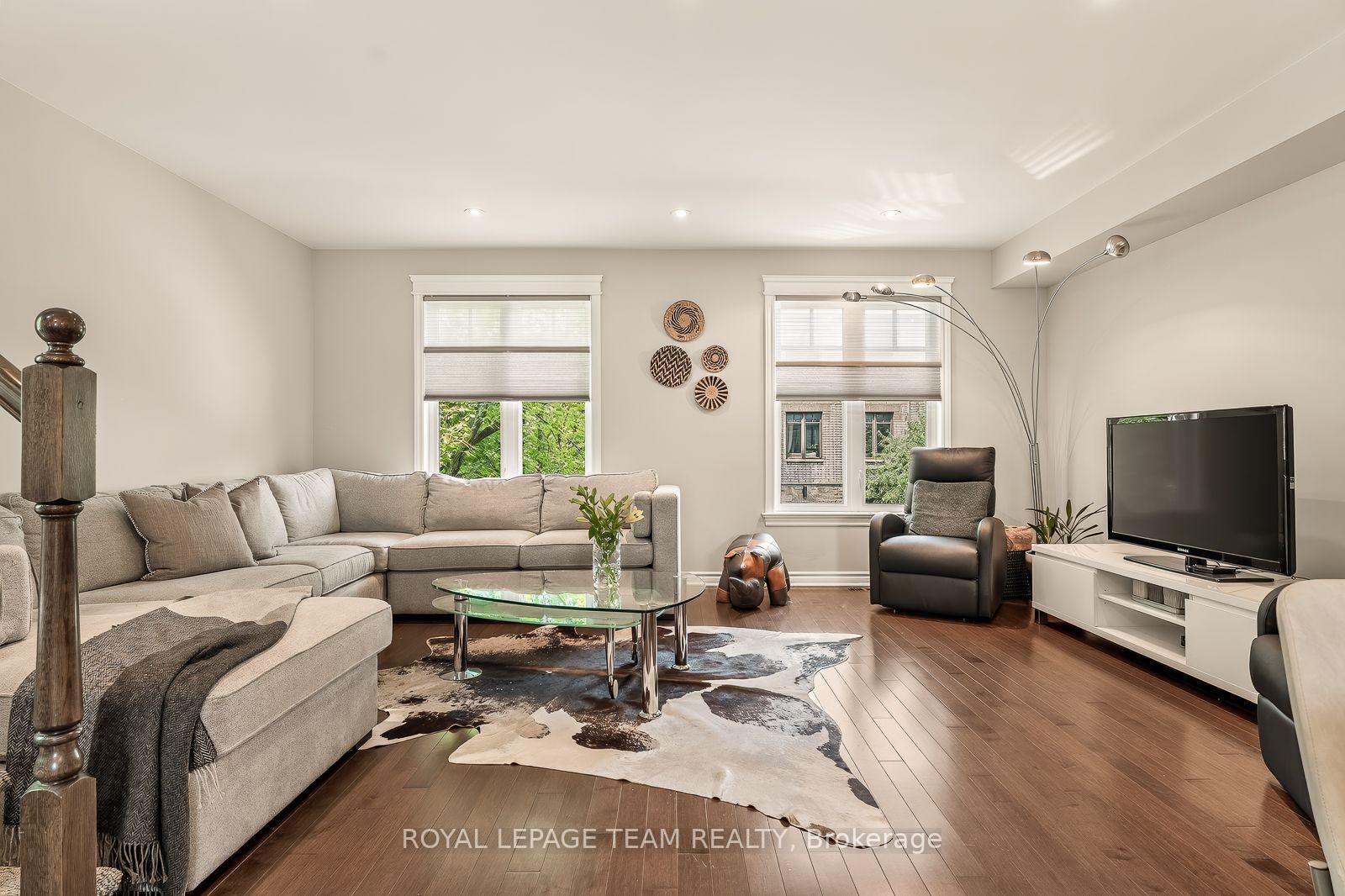 Photo 11 of 100 Brilia Private, Ottawa, Beacon Hill South — HOMEH