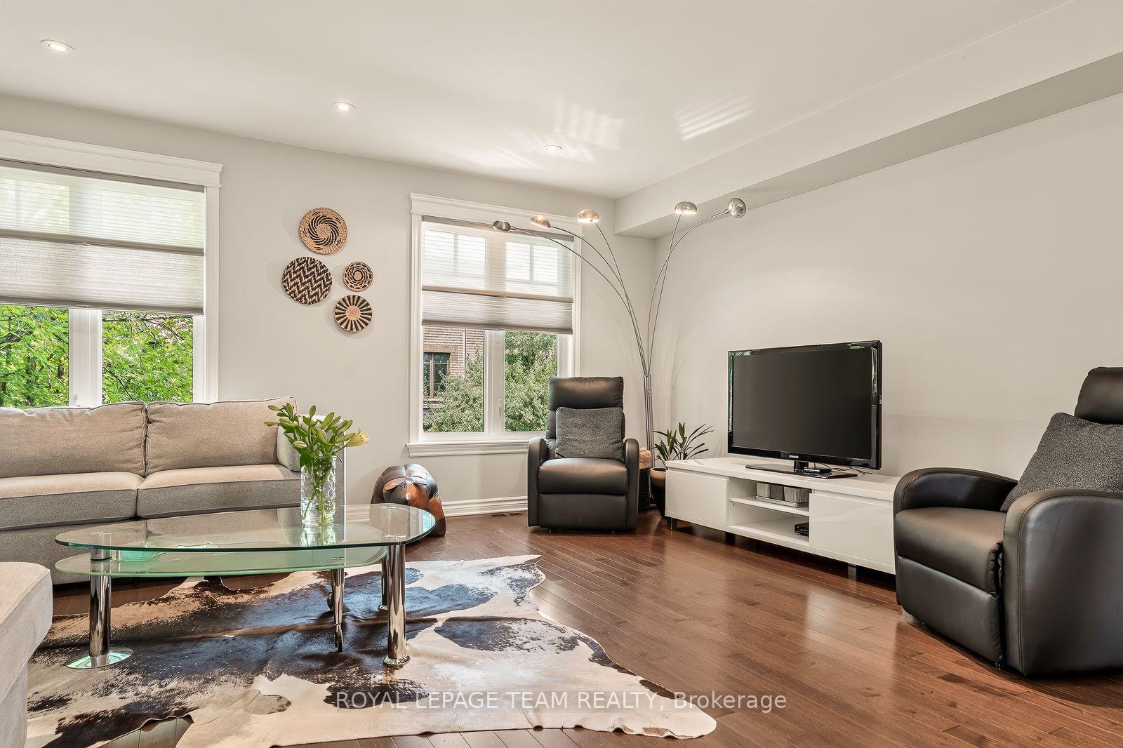 Photo 12 of 100 Brilia Private, Ottawa, Beacon Hill South — HOMEH