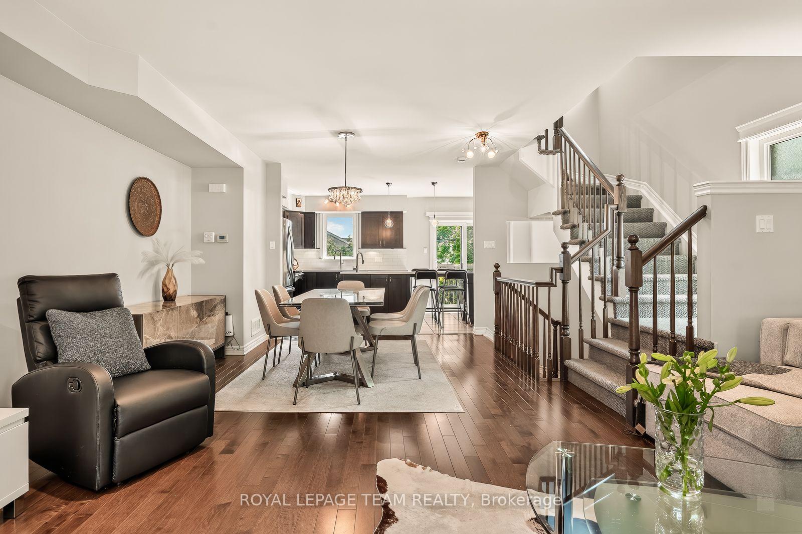 Photo 14 of 100 Brilia Private, Ottawa, Beacon Hill South — HOMEH