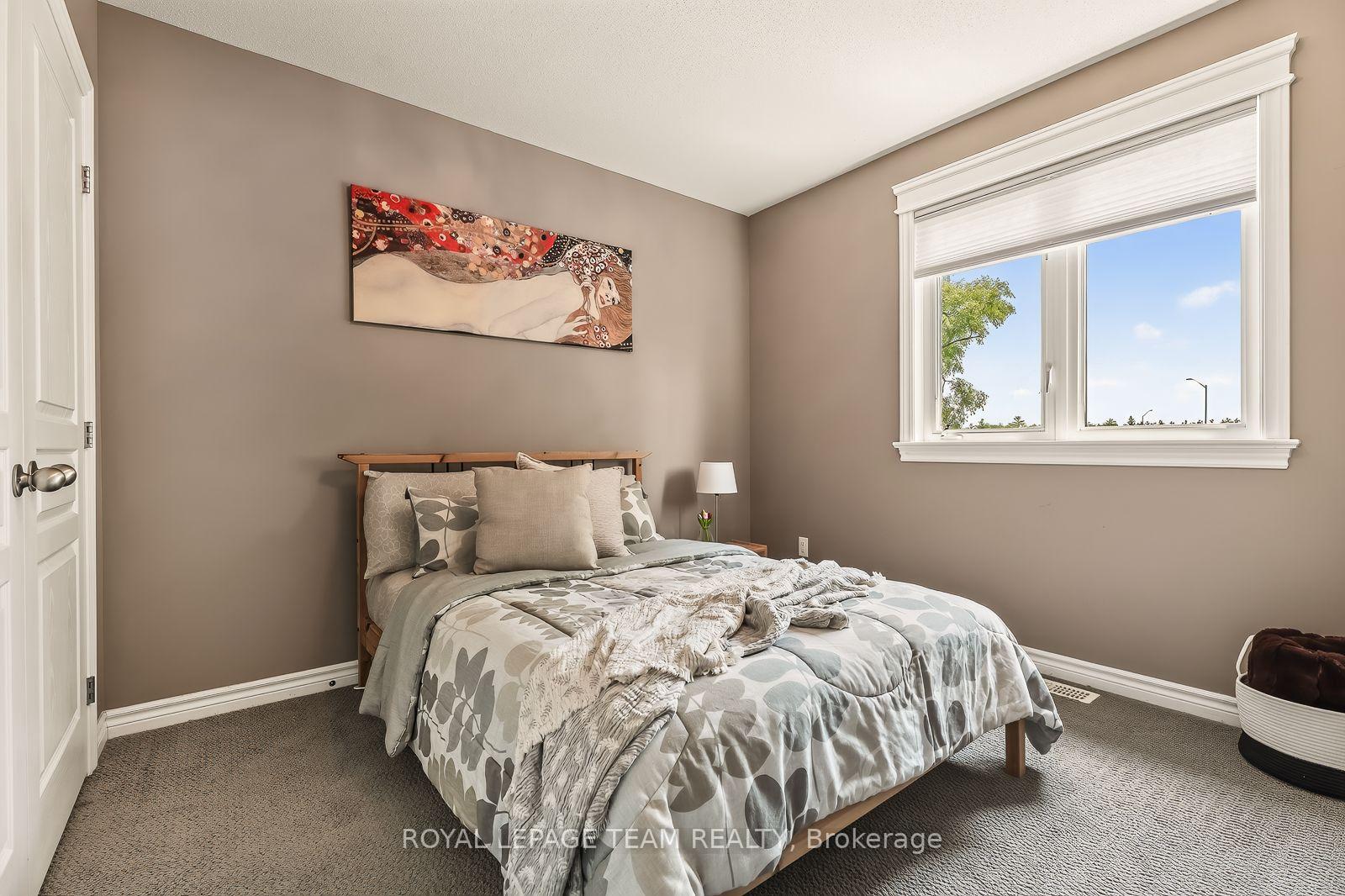 Photo 29 of 100 Brilia Private, Ottawa, Beacon Hill South — HOMEH