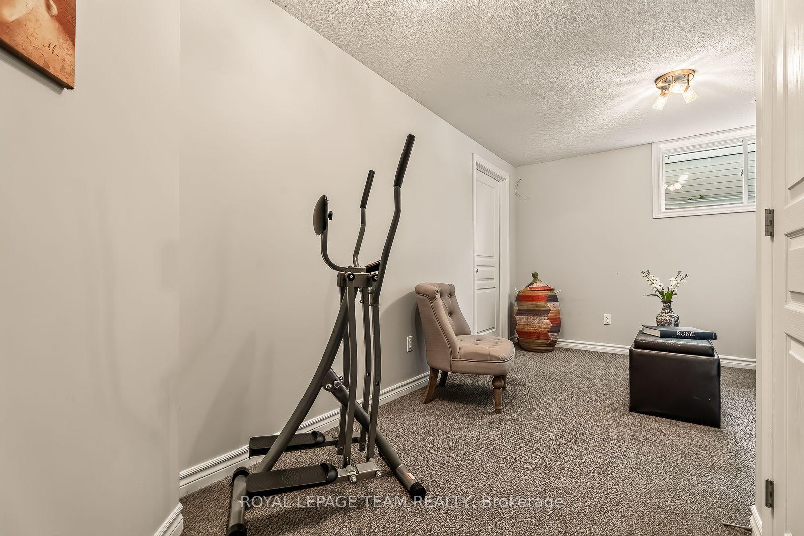 Photo 35 of 100 Brilia Private, Ottawa, Beacon Hill South — HOMEH