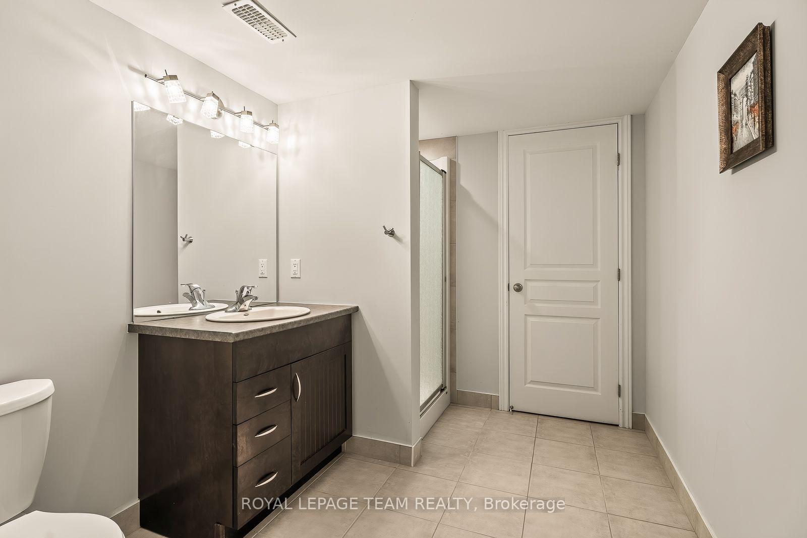 Photo 37 of 100 Brilia Private, Ottawa, Beacon Hill South — HOMEH