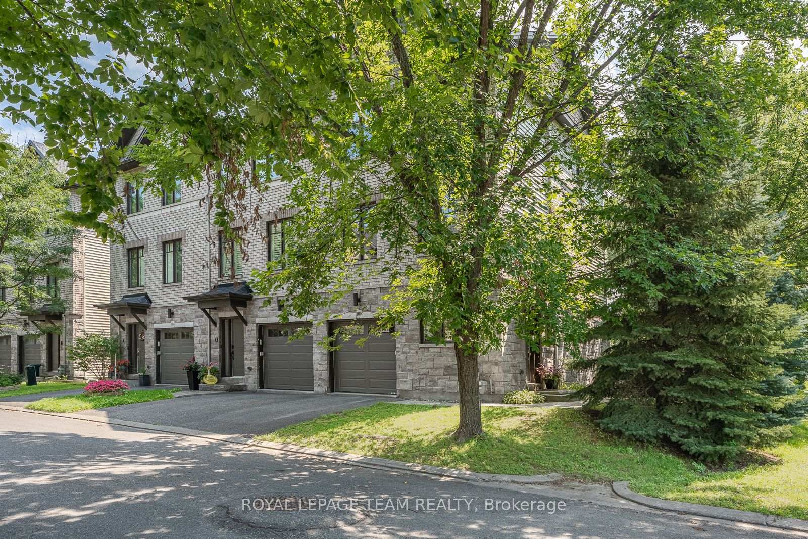 Photo 42 of 100 Brilia Private, Ottawa, Beacon Hill South — HOMEH