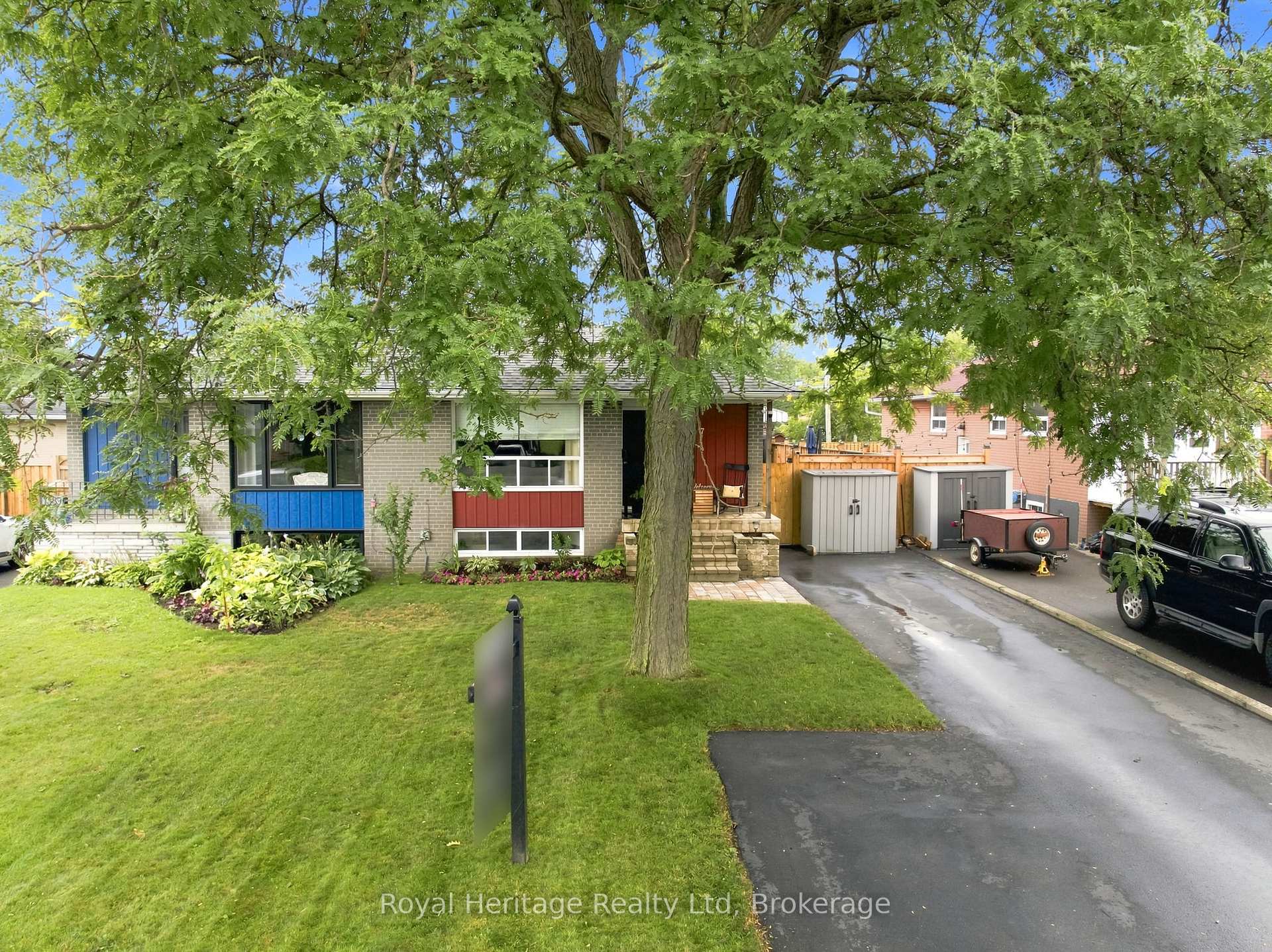 Photo 3 of 1387 Garvolin Avenue, Pickering, Bay Ridges — HOMEH