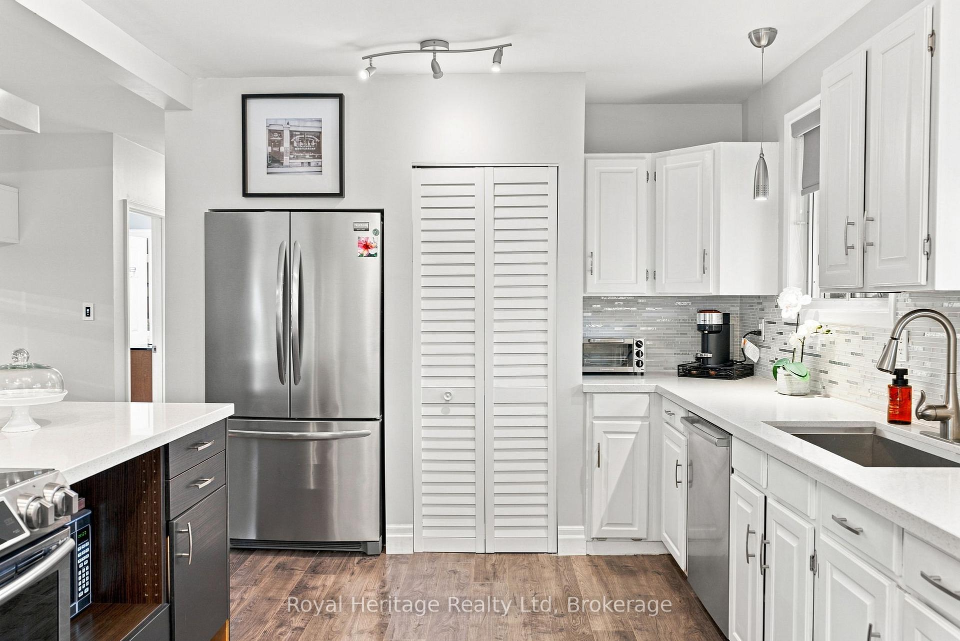 Photo 7 of 1387 Garvolin Avenue, Pickering, Bay Ridges — HOMEH