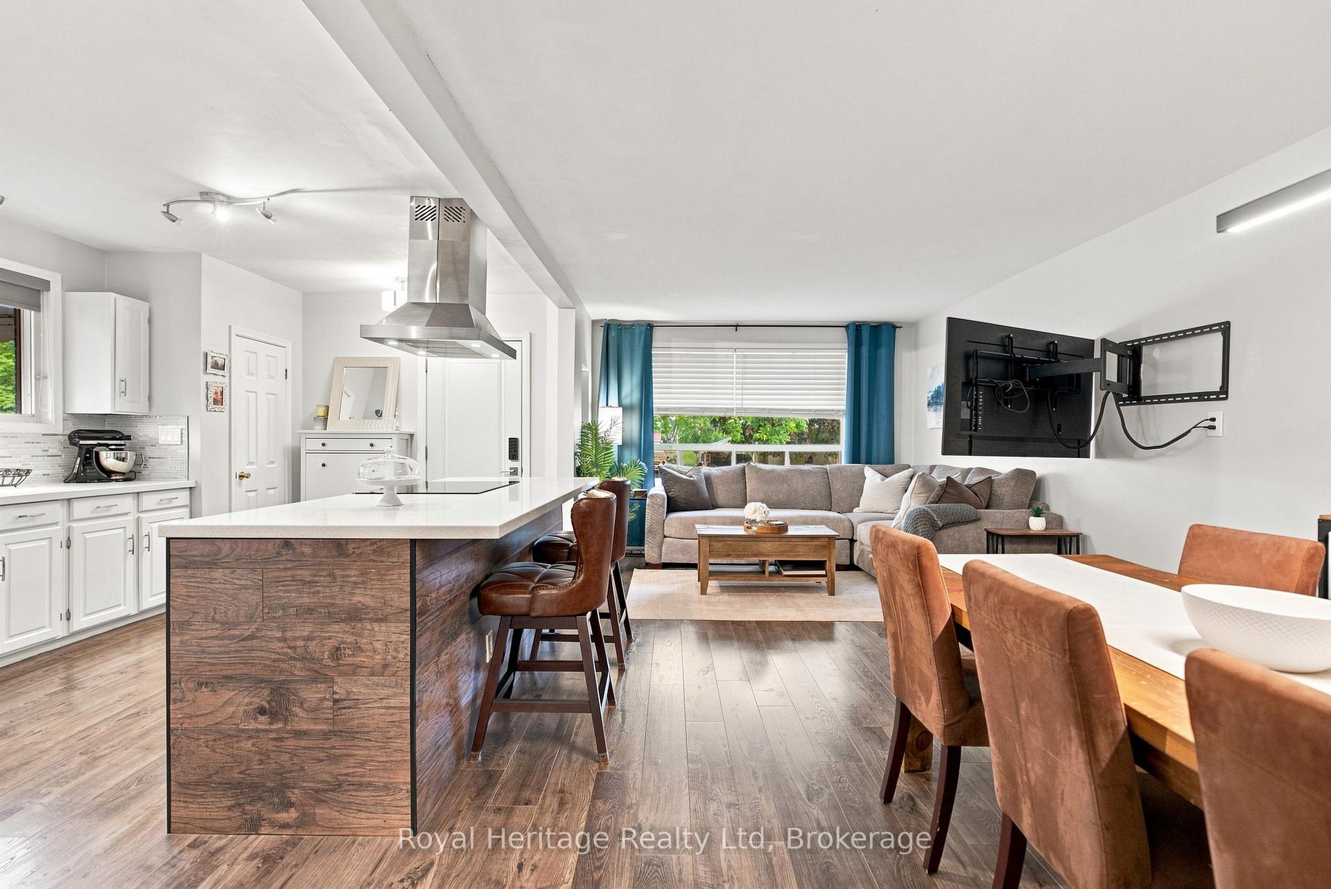 Photo 9 of 1387 Garvolin Avenue, Pickering, Bay Ridges — HOMEH