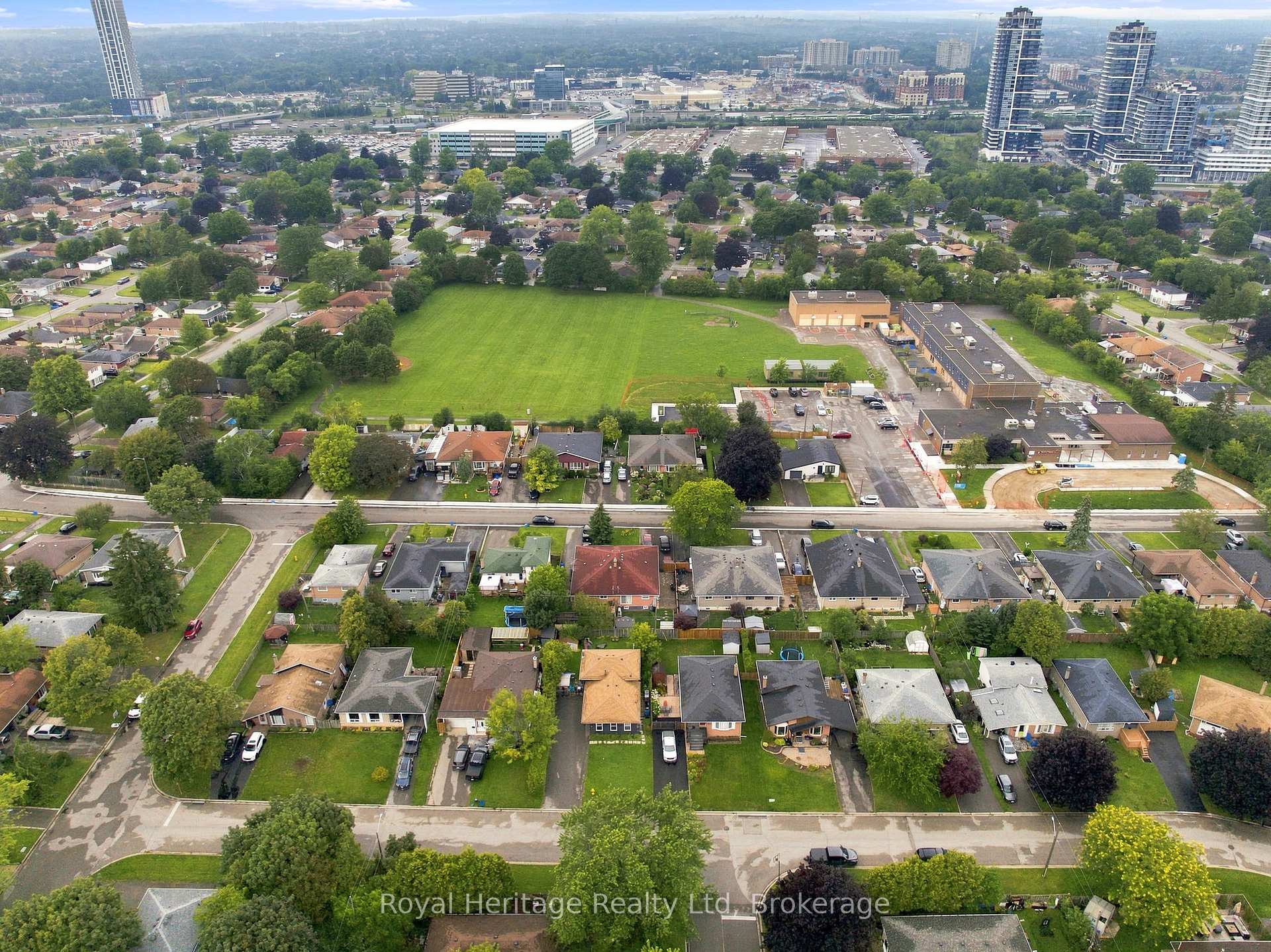 Photo 46 of 1387 Garvolin Avenue, Pickering, Bay Ridges — HOMEH