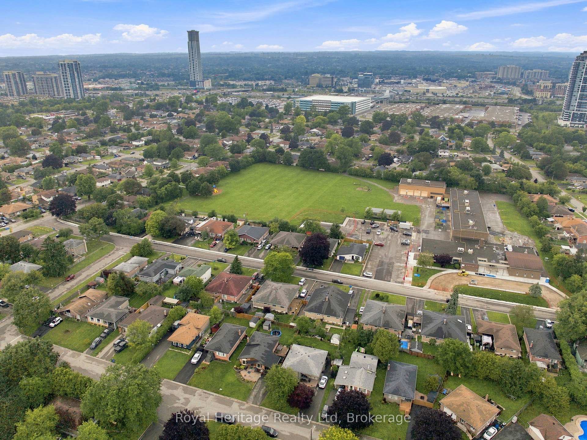 Photo 47 of 1387 Garvolin Avenue, Pickering, Bay Ridges — HOMEH
