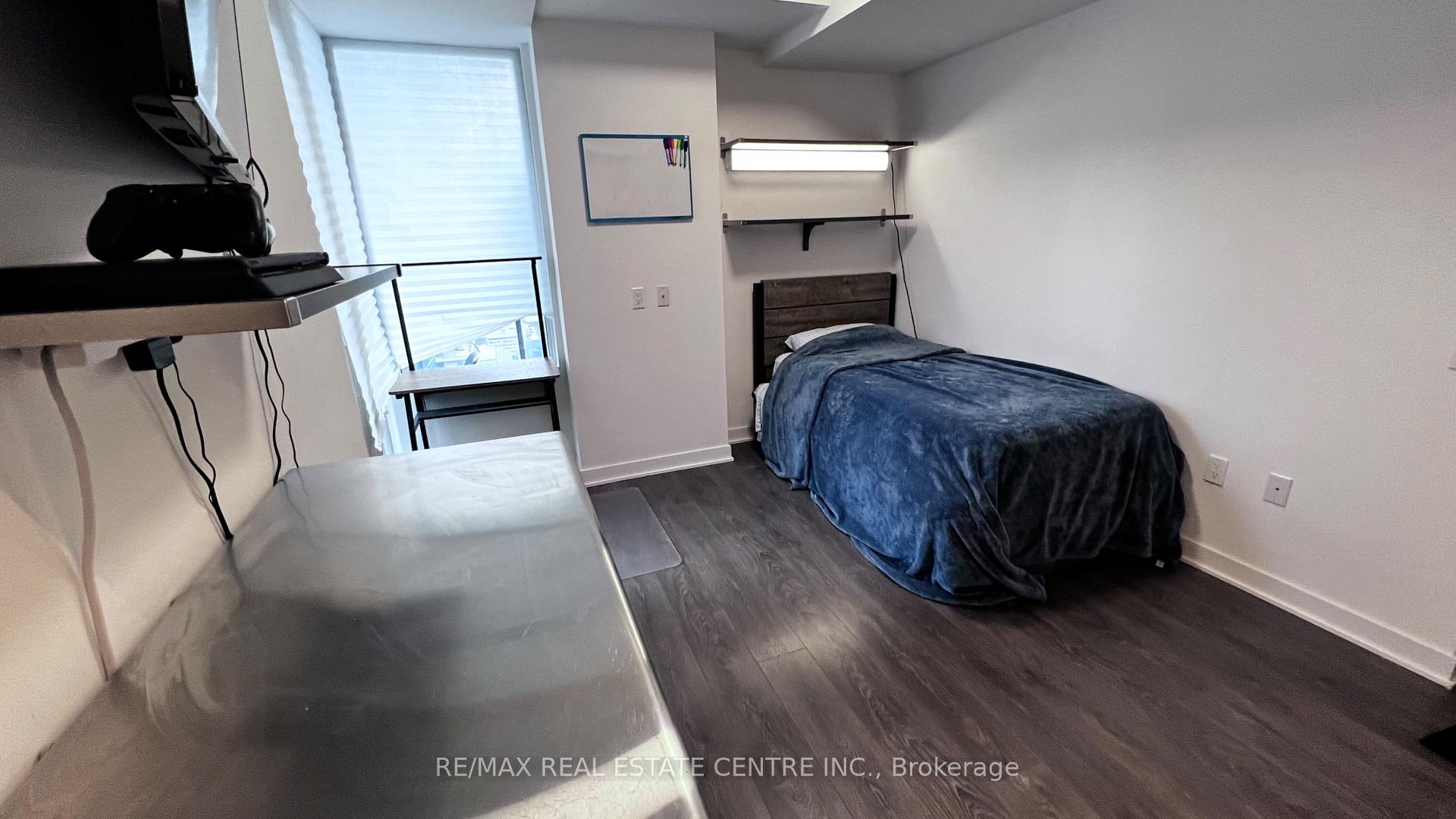 Photo 5 of Unit 4811, 115 Blue Jays Way, Toronto, Waterfront Communities — HOMEH