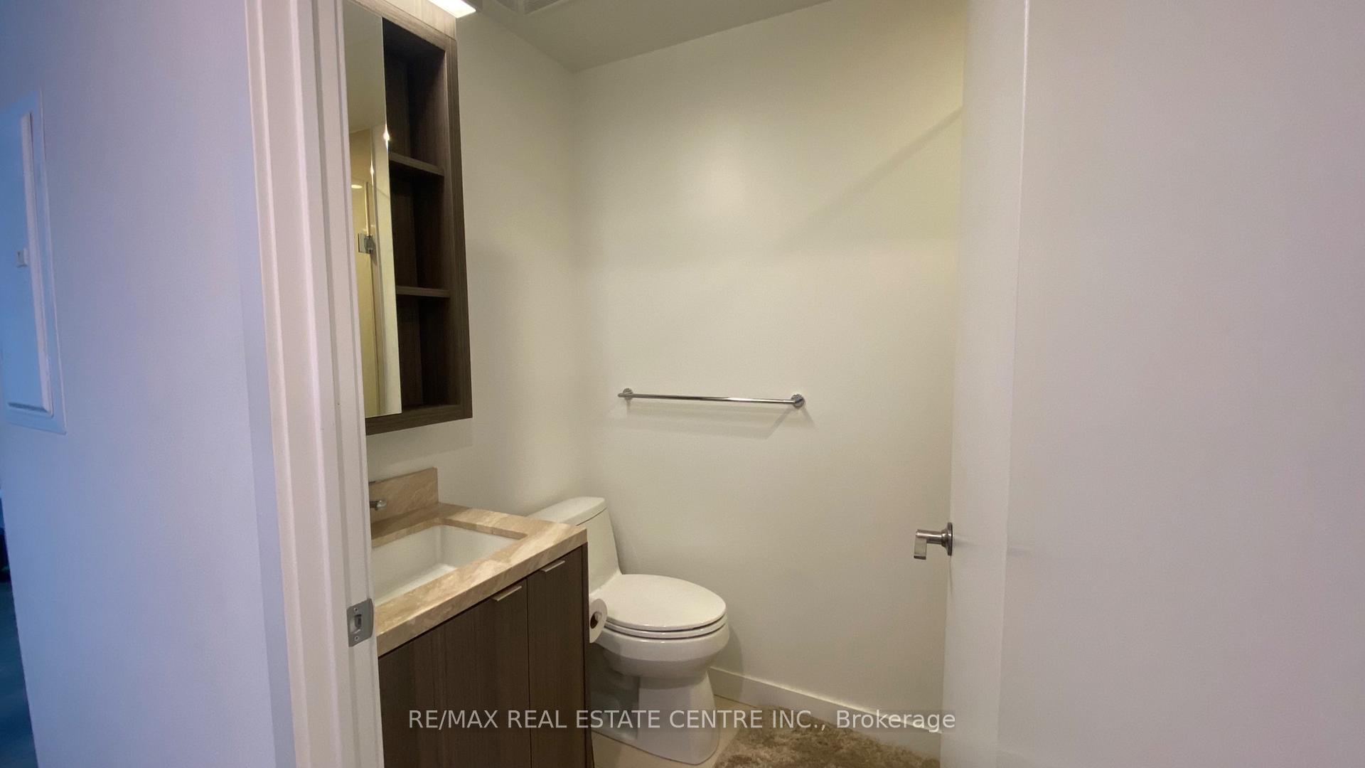 Photo 8 of Unit 4811, 115 Blue Jays Way, Toronto, Waterfront Communities — HOMEH