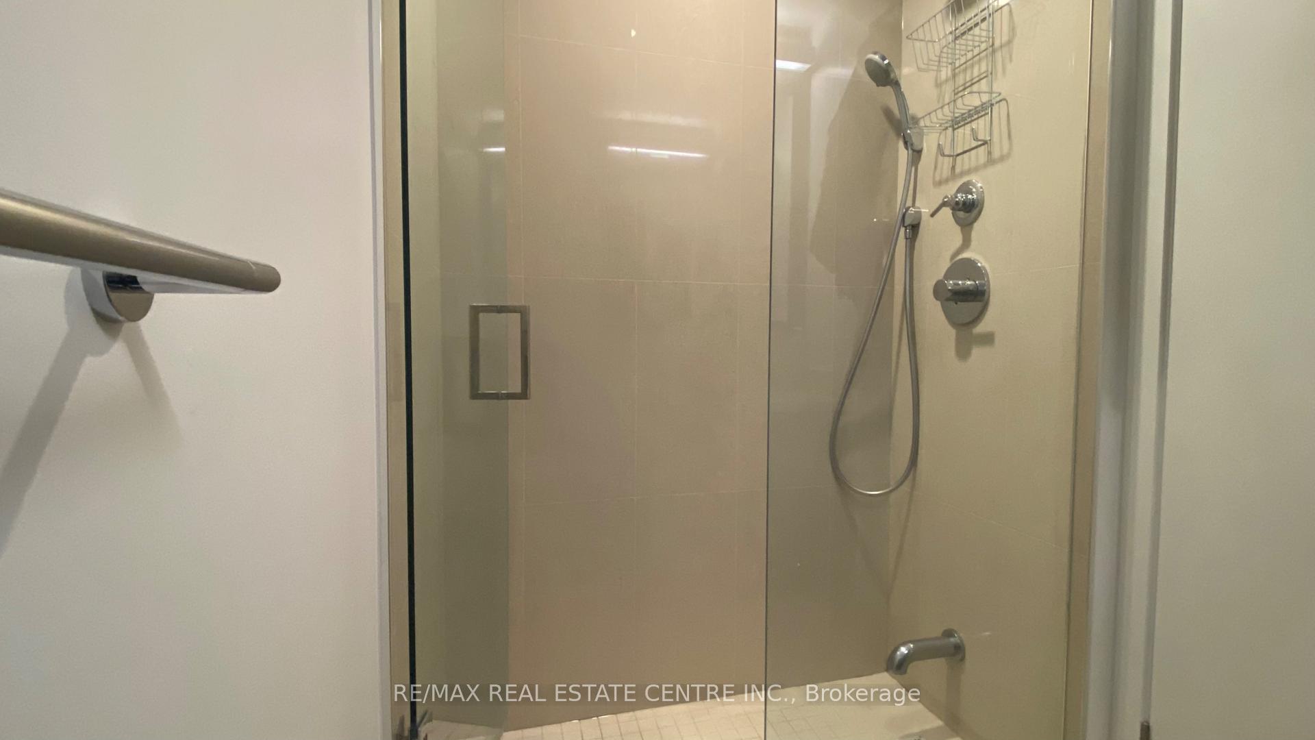 Photo 9 of Unit 4811, 115 Blue Jays Way, Toronto, Waterfront Communities — HOMEH