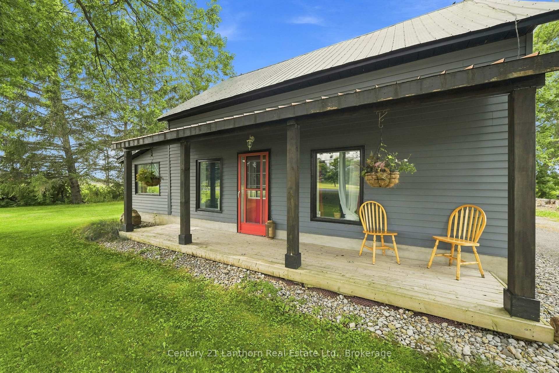 Photo 2 of 1083 County Road 5, Prince Edward County, Hallowell Ward — HOMEH