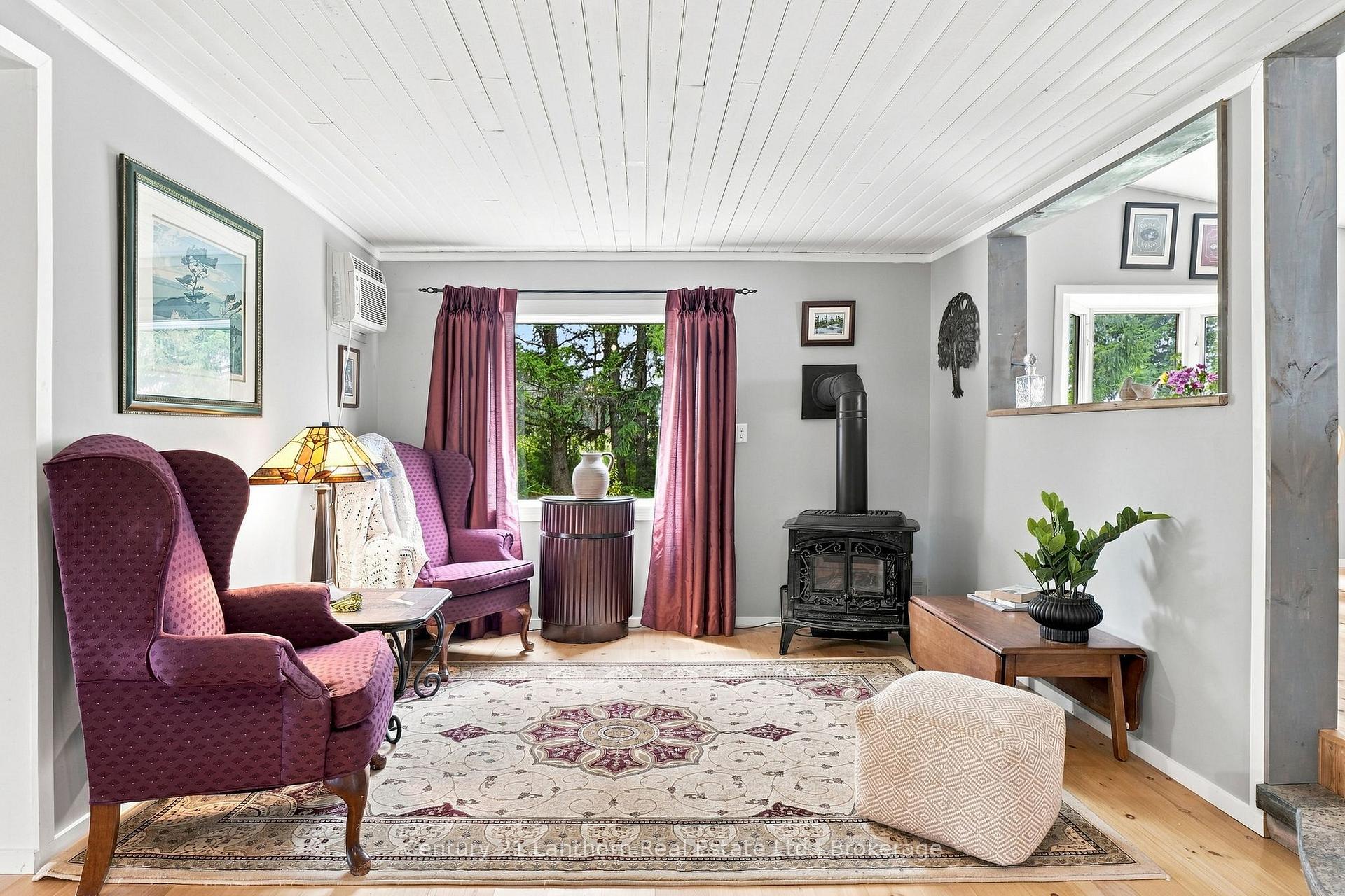 Photo 13 of 1083 County Road 5, Prince Edward County, Hallowell Ward — HOMEH