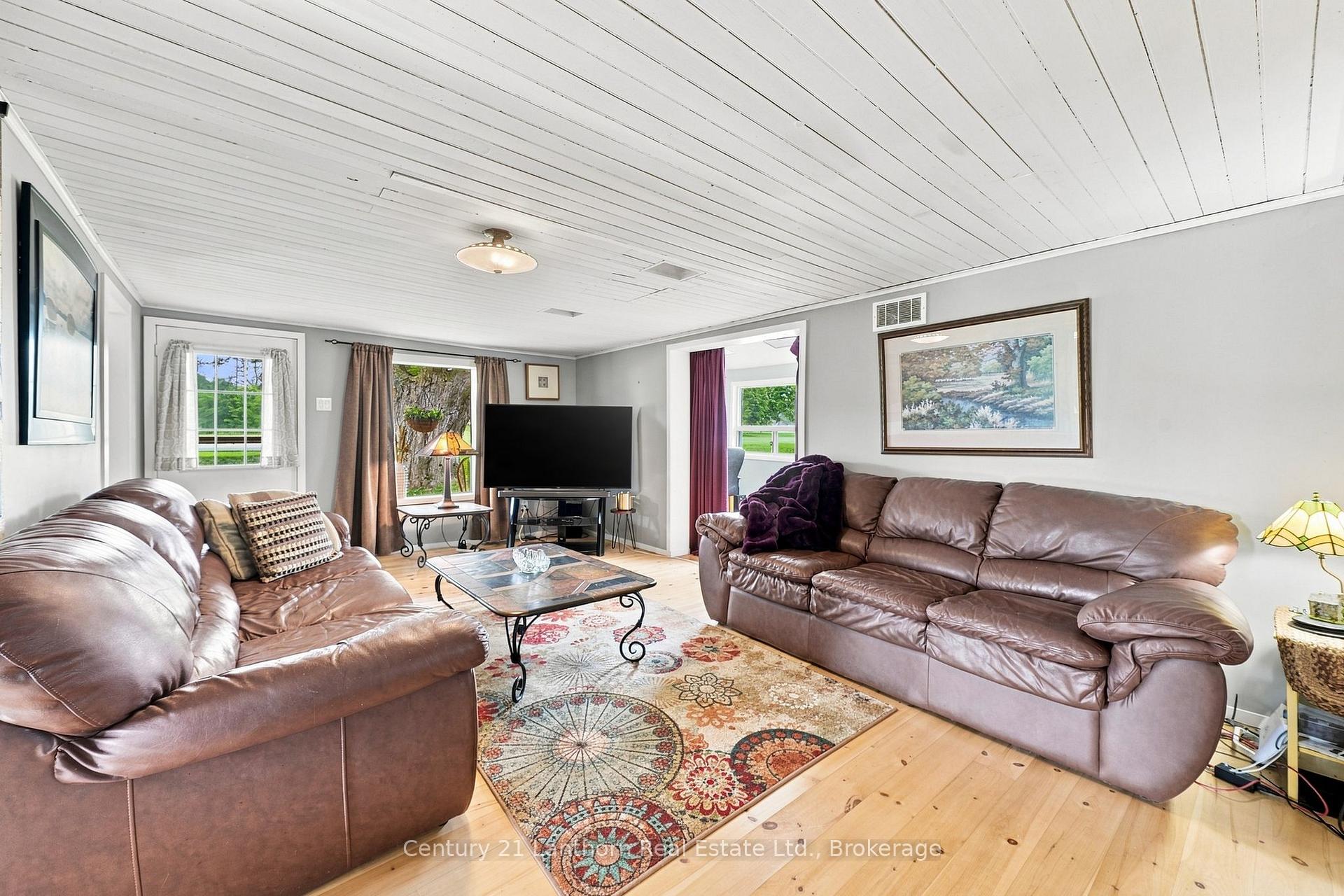 Photo 15 of 1083 County Road 5, Prince Edward County, Hallowell Ward — HOMEH