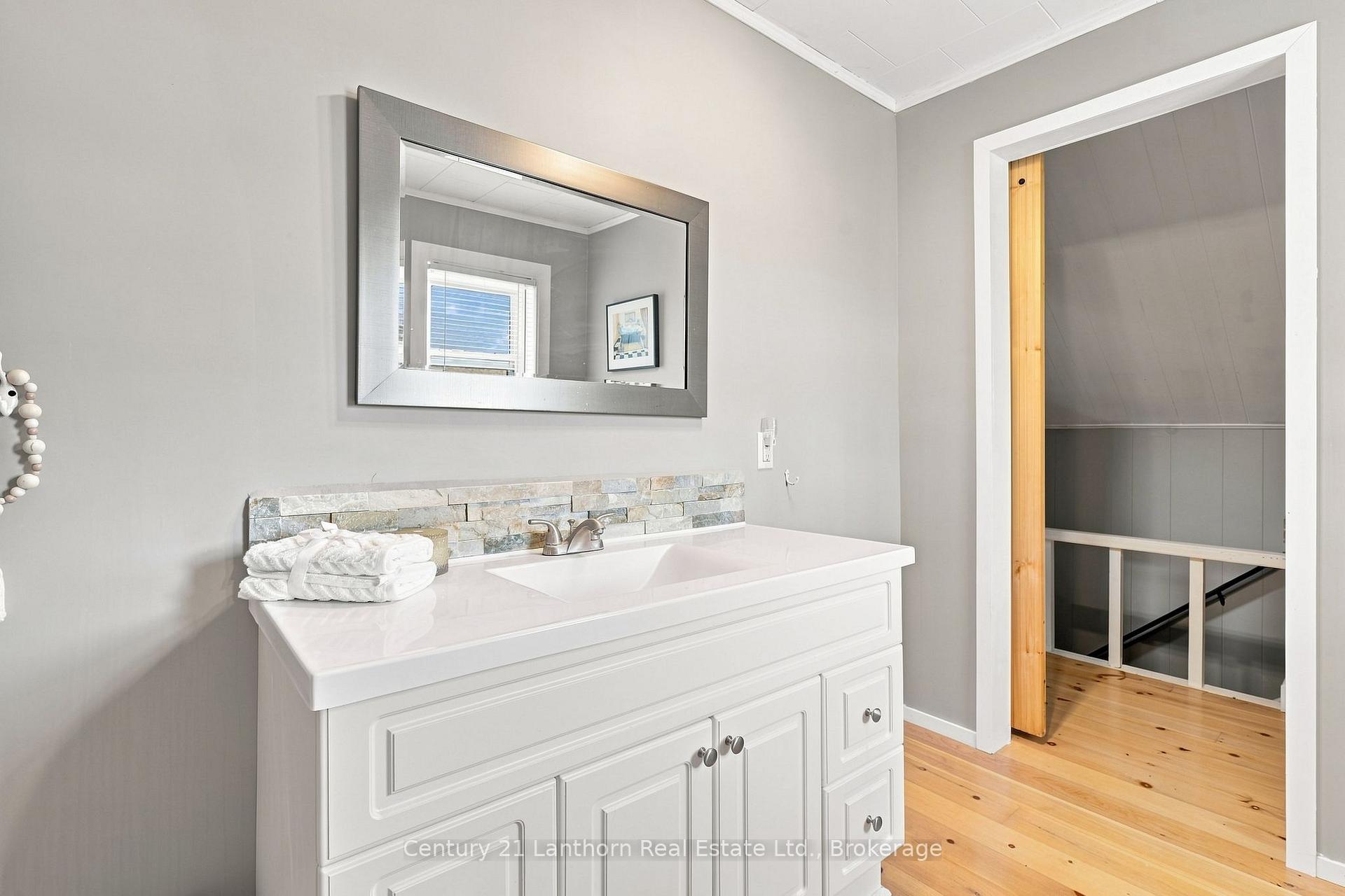 Photo 25 of 1083 County Road 5, Prince Edward County, Hallowell Ward — HOMEH