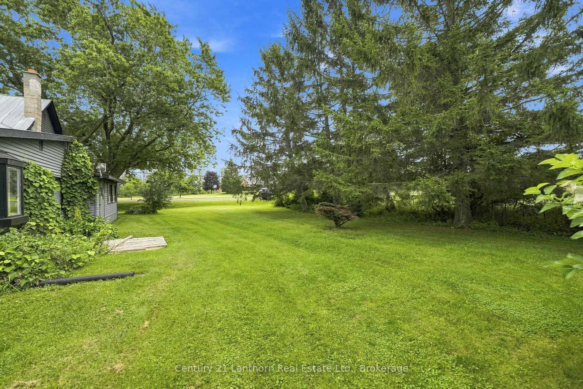 Photo 33 of 1083 County Road 5, Prince Edward County, Hallowell Ward — HOMEH