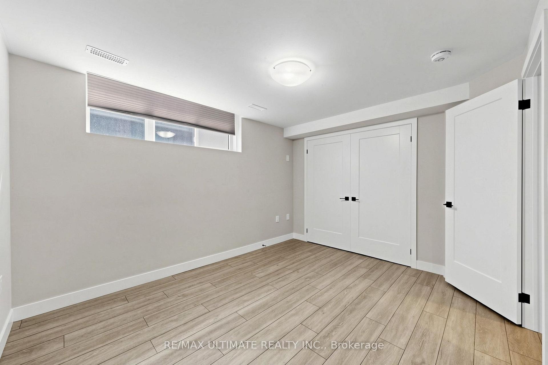 Photo 7 of Unit Lower, 10 Warbeck Place, Etobicoke, Kingsview Village-The Westway — HOMEH