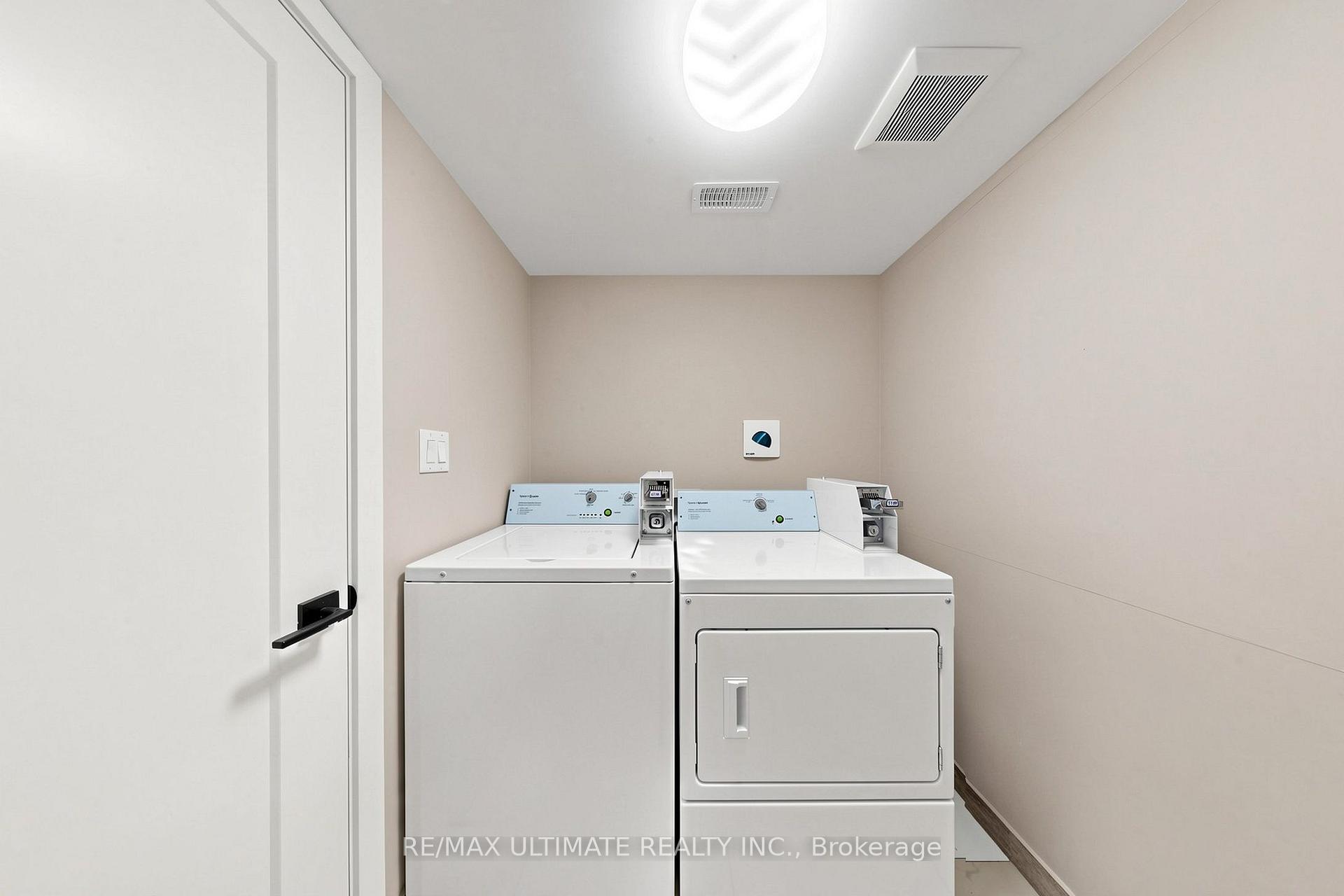 Photo 12 of Unit Lower, 10 Warbeck Place, Etobicoke, Kingsview Village-The Westway — HOMEH