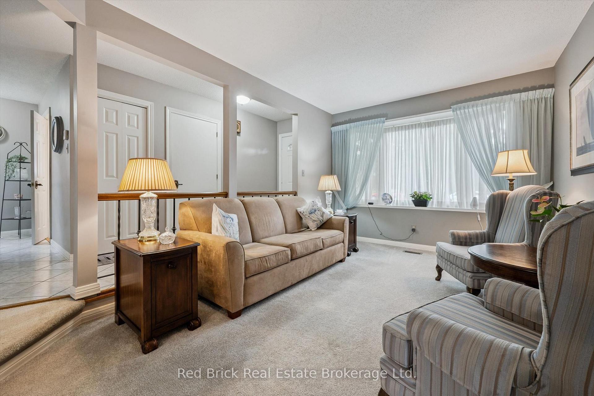 Photo 8 of 2 Woodborough Road, Guelph, Kortright West — HOMEH