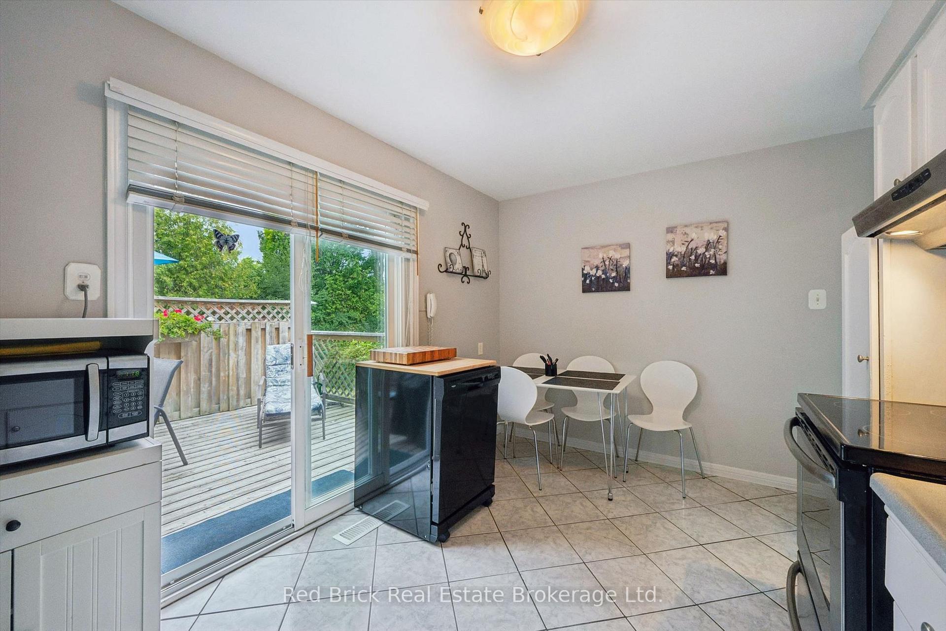 Photo 16 of 2 Woodborough Road, Guelph, Kortright West — HOMEH