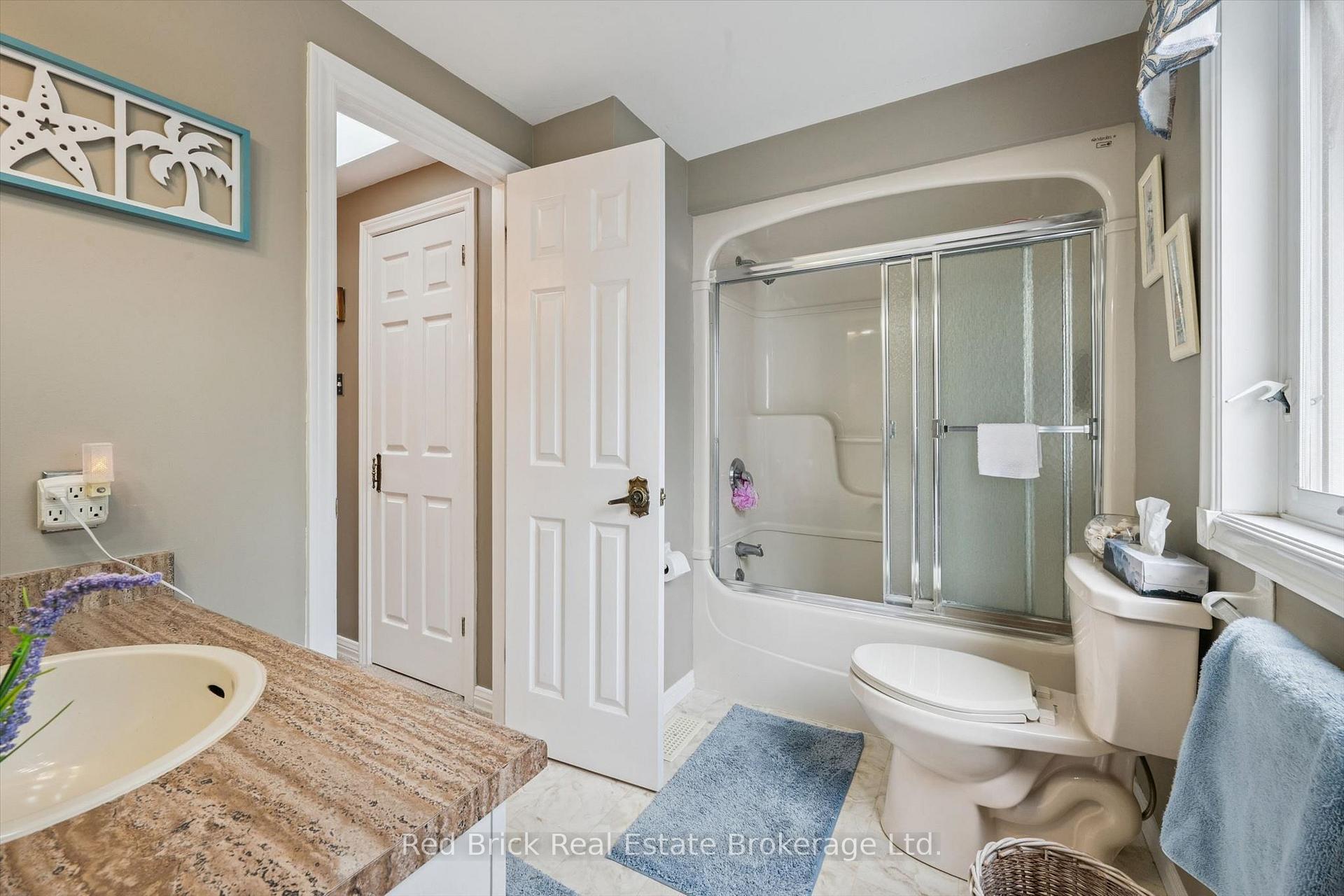 Photo 26 of 2 Woodborough Road, Guelph, Kortright West — HOMEH