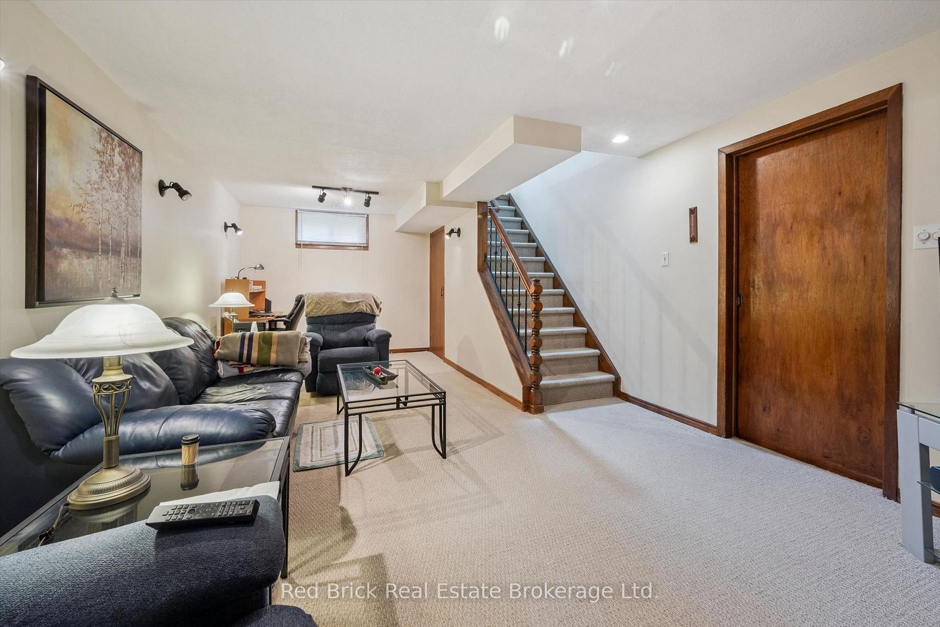 Photo 28 of 2 Woodborough Road, Guelph, Kortright West — HOMEH
