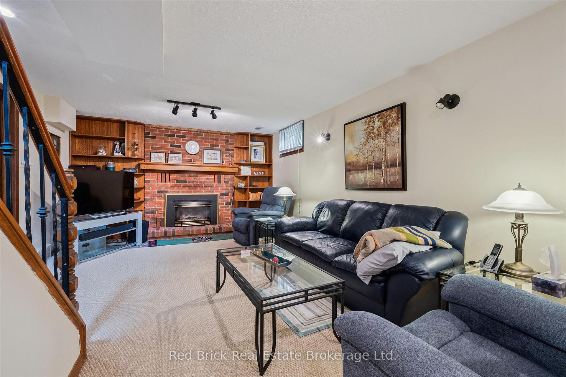 Photo 29 of 2 Woodborough Road, Guelph, Kortright West — HOMEH