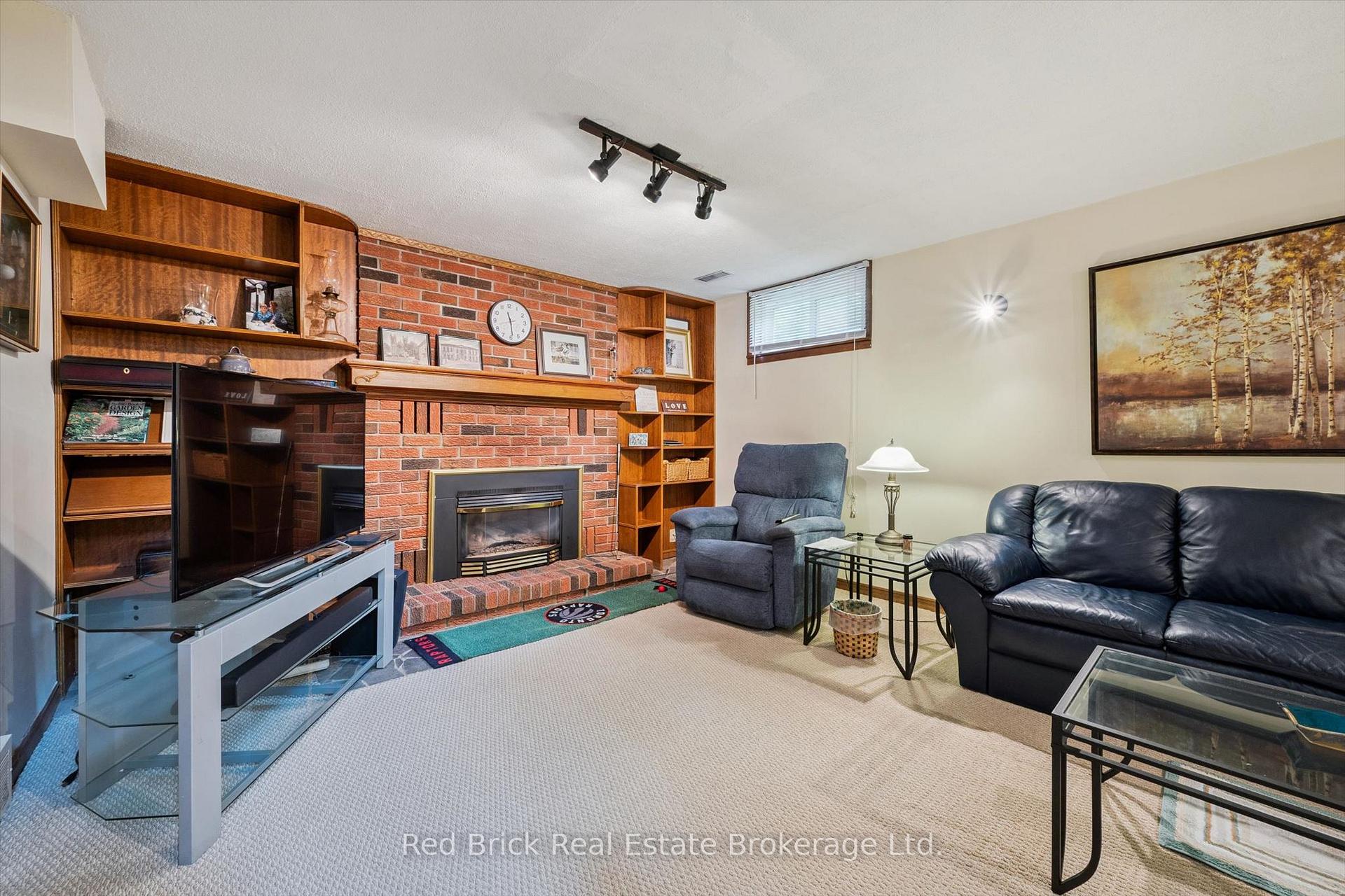 Photo 30 of 2 Woodborough Road, Guelph, Kortright West — HOMEH