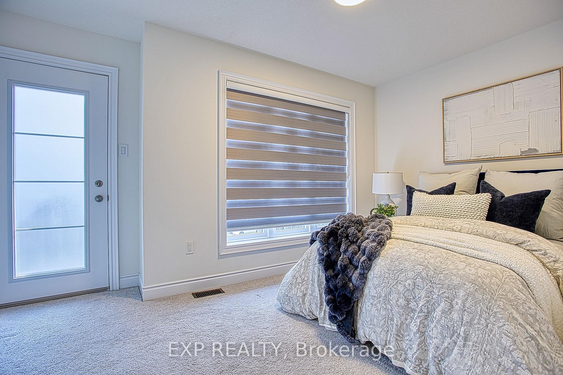 Photo 15 of Unit 4, 383 Dundas Street E, Hamilton, Waterdown — HOMEH