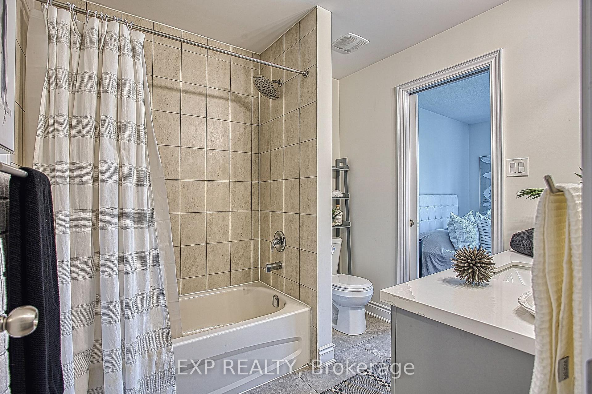 Photo 19 of Unit 4, 383 Dundas Street E, Hamilton, Waterdown — HOMEH