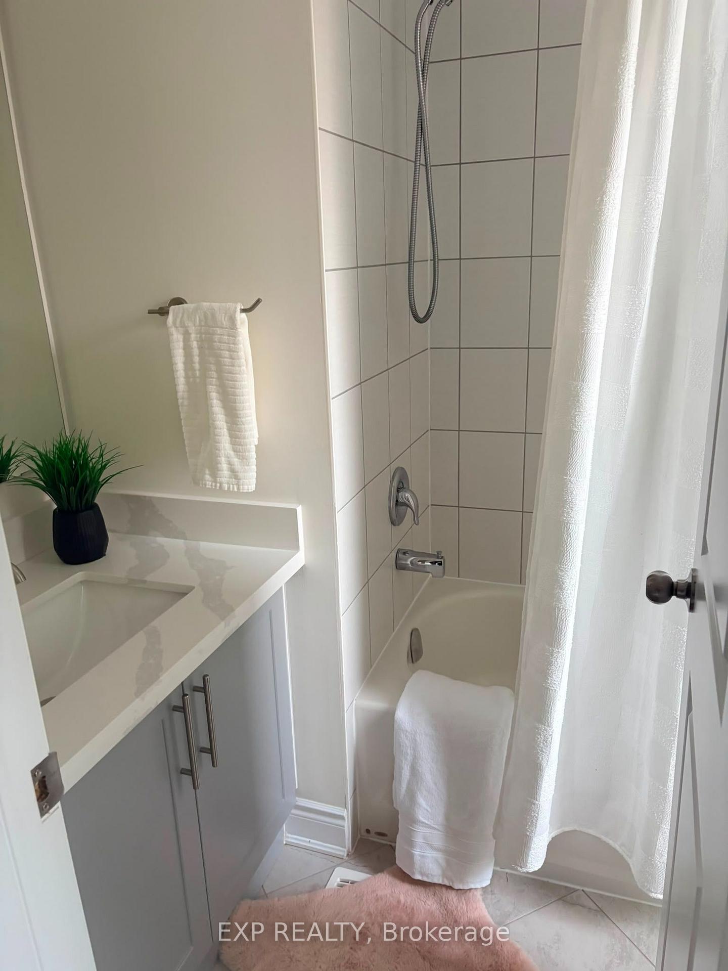 Photo 24 of Unit 4, 383 Dundas Street E, Hamilton, Waterdown — HOMEH