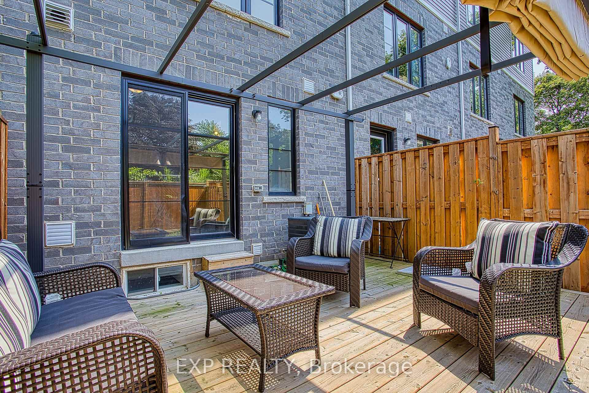 Photo 29 of Unit 4, 383 Dundas Street E, Hamilton, Waterdown — HOMEH