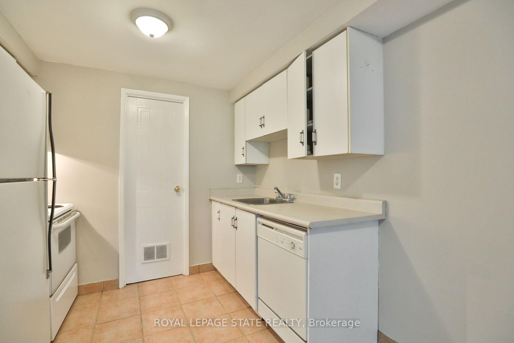 Photo 15 of Unit 208, 400 York Boulevard, Hamilton, Strathcona — HOMEH