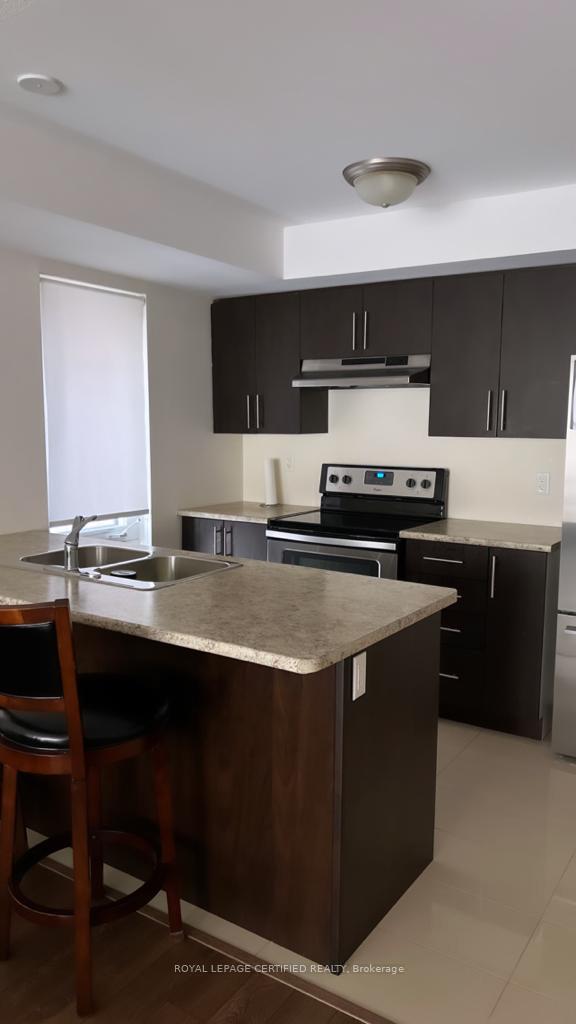 Photo 3 of Unit 86, 100 Dufay Road, Brampton, Fletcher's Meadow — HOMEH