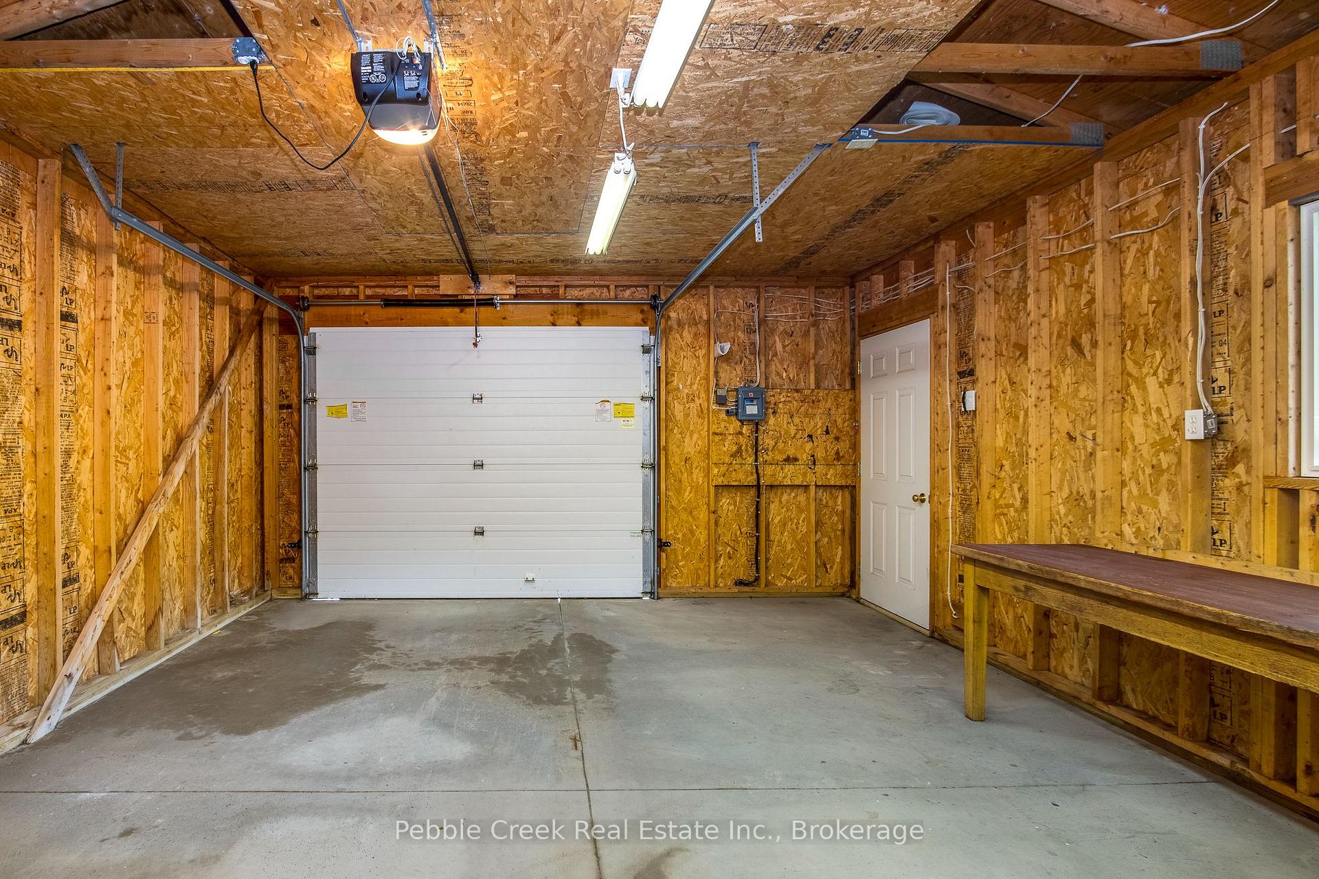 Photo 21 of 172 Elgin Avenue W, Goderich, Goderich (Town) — HOMEH